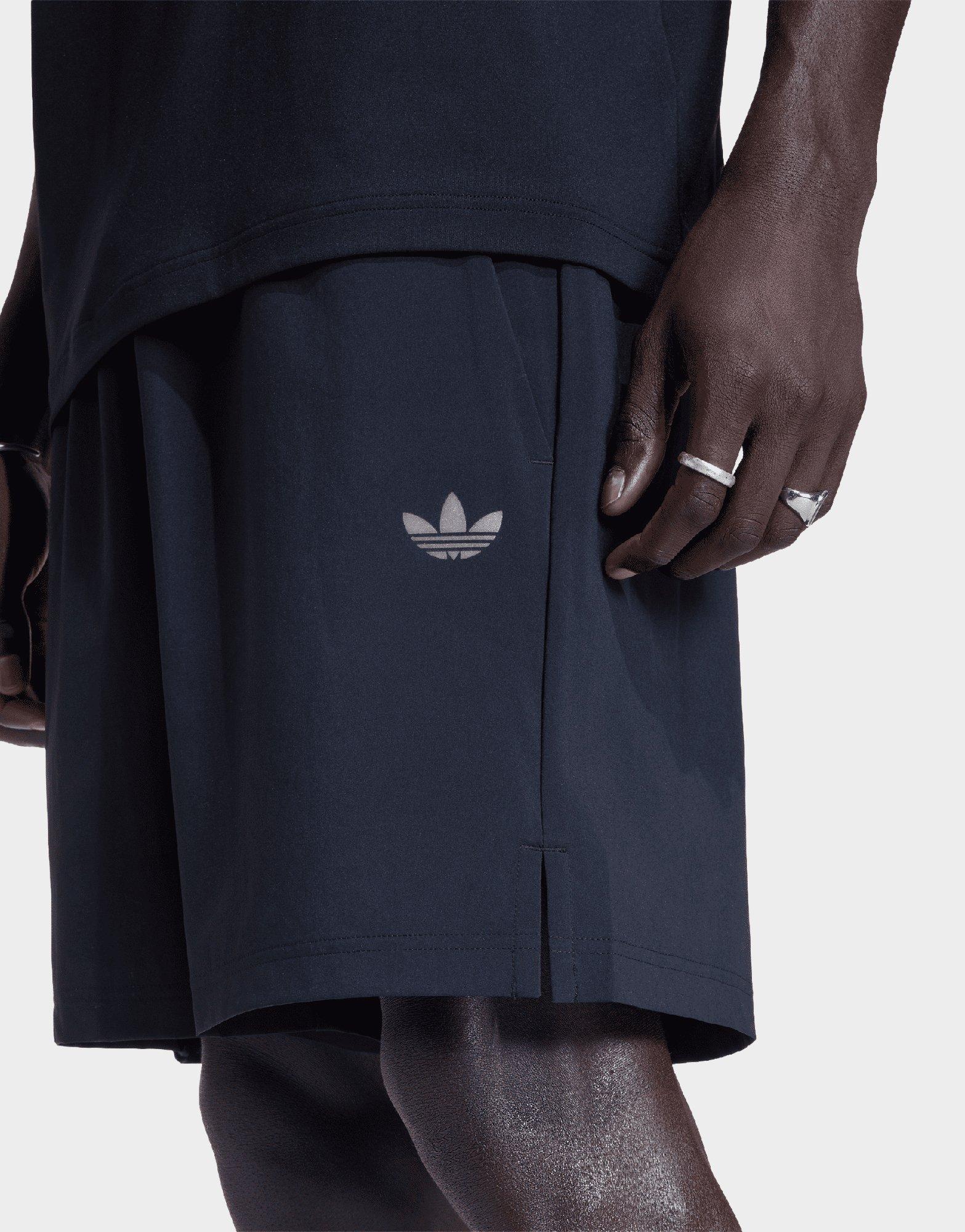adidas TECH TREFOIL ESSENTIALS POLYESTER SHORTS
