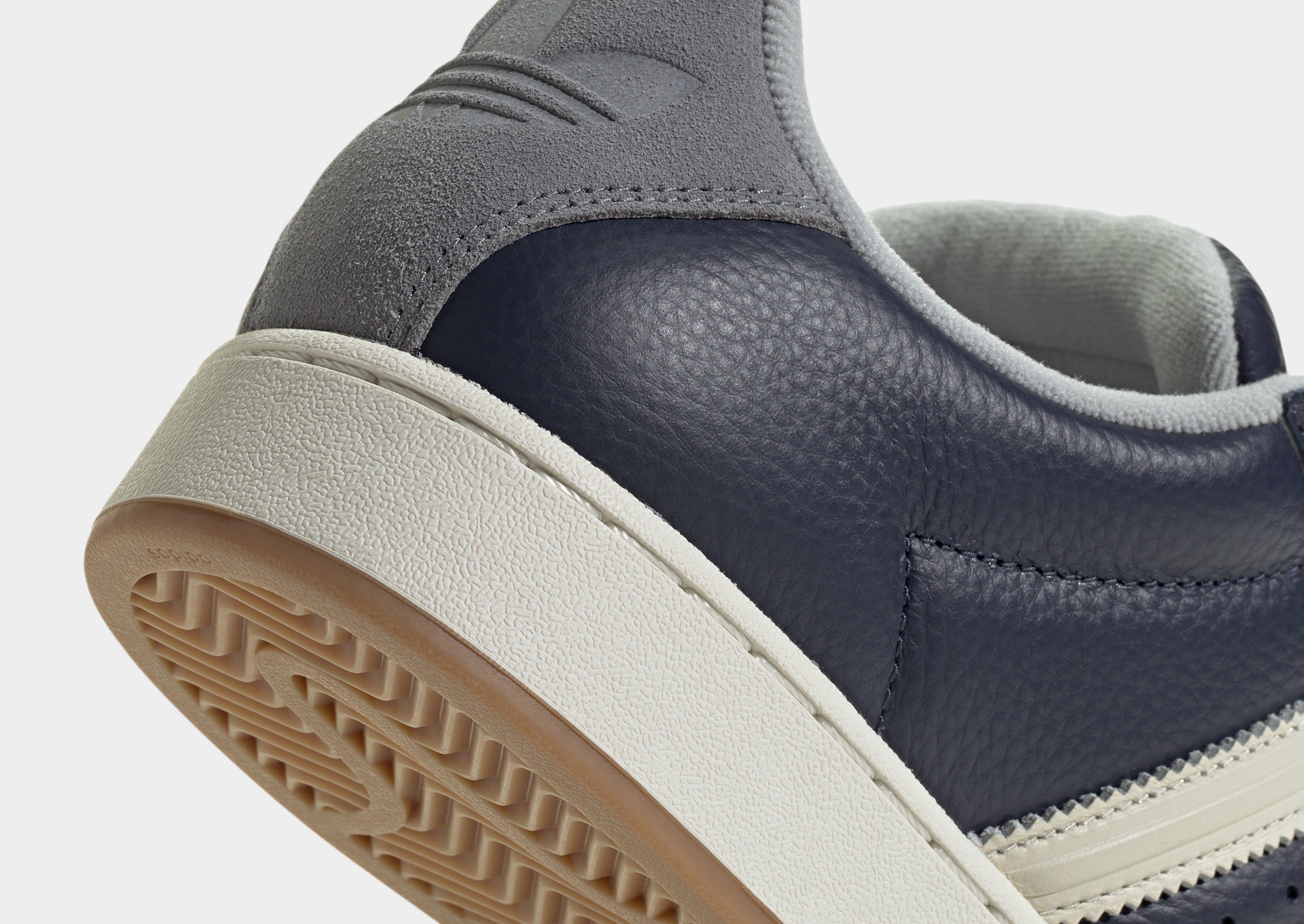 adidas SUPERSTAR ST Schoenen