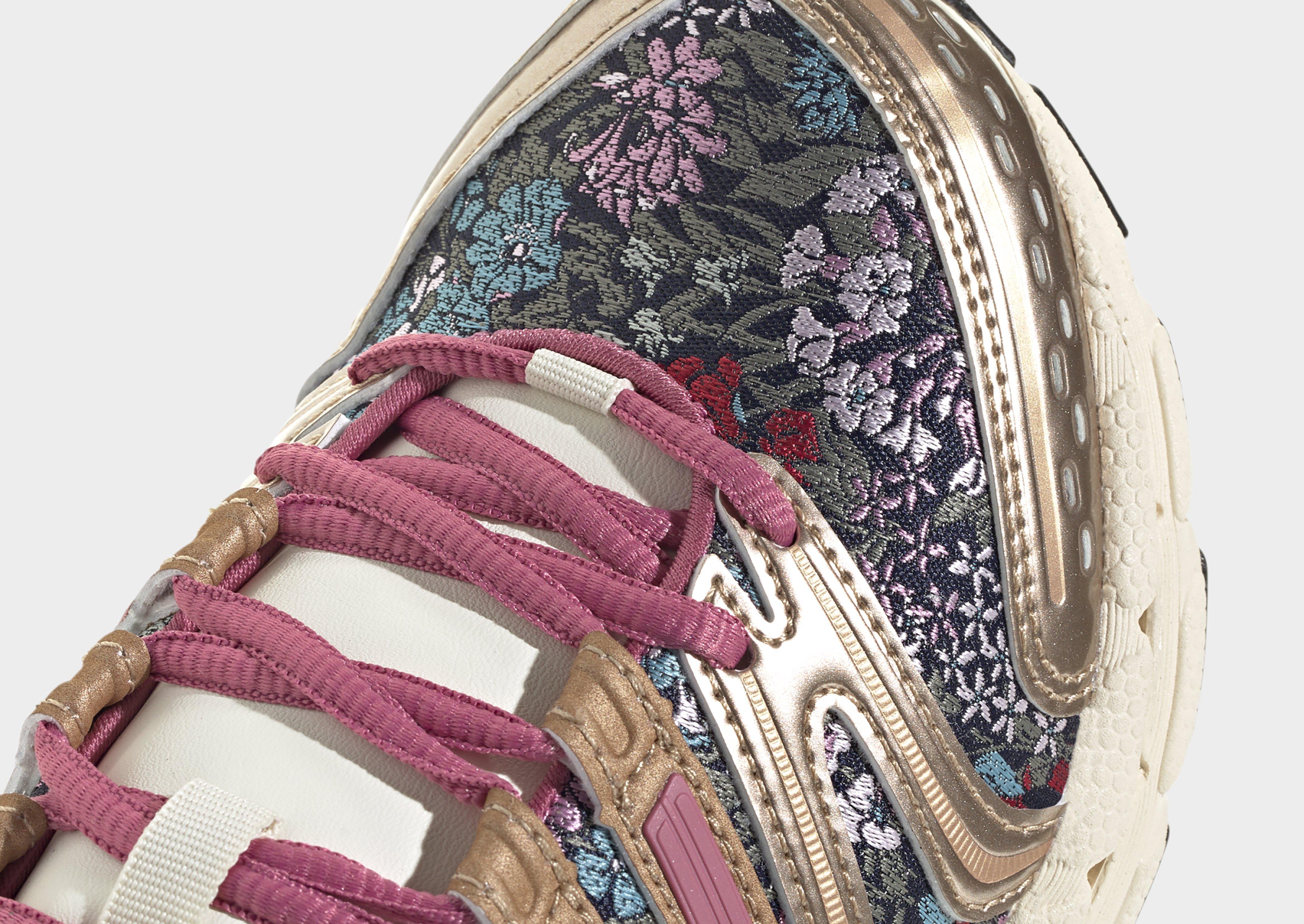 adidas Liberty Adistar Control 5 Schuh