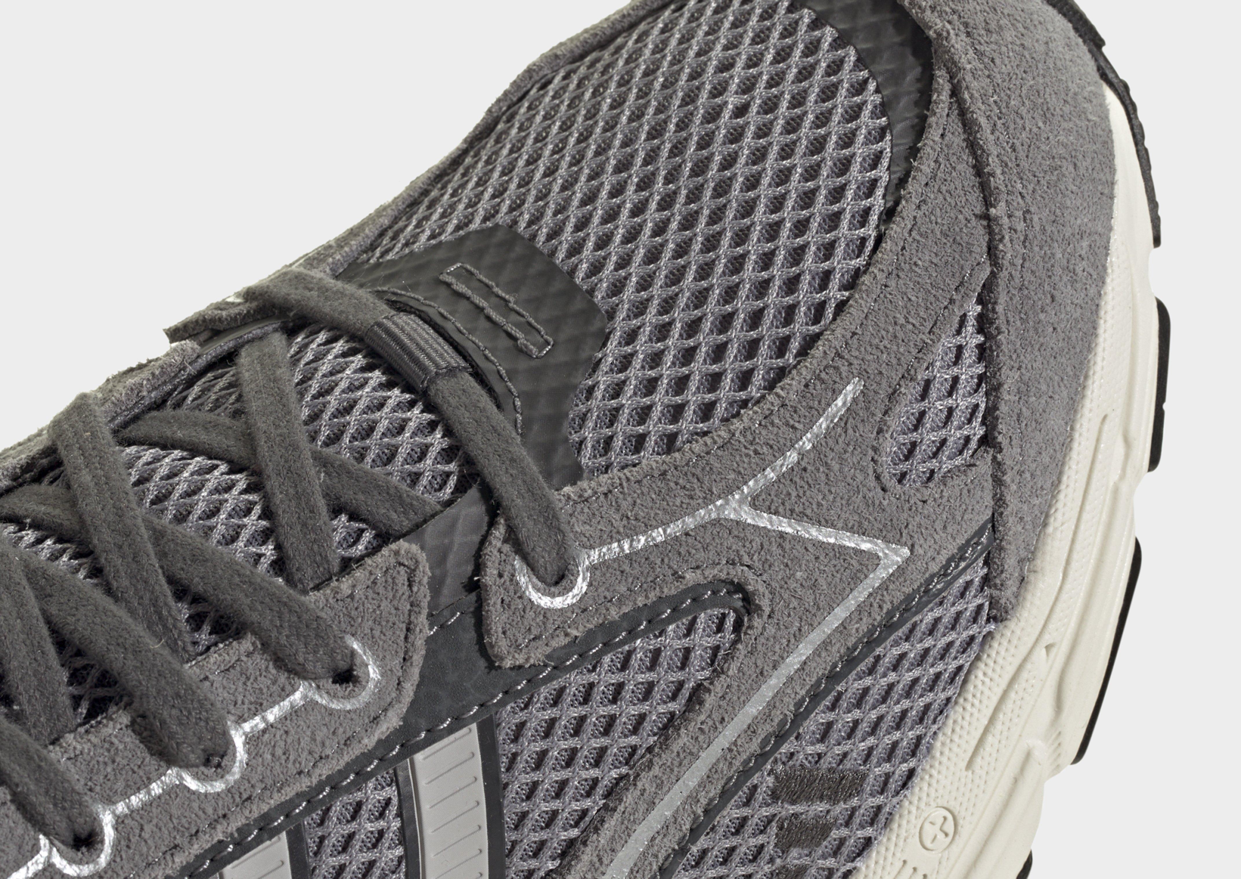 adidas Chaussure Spiritain 2000