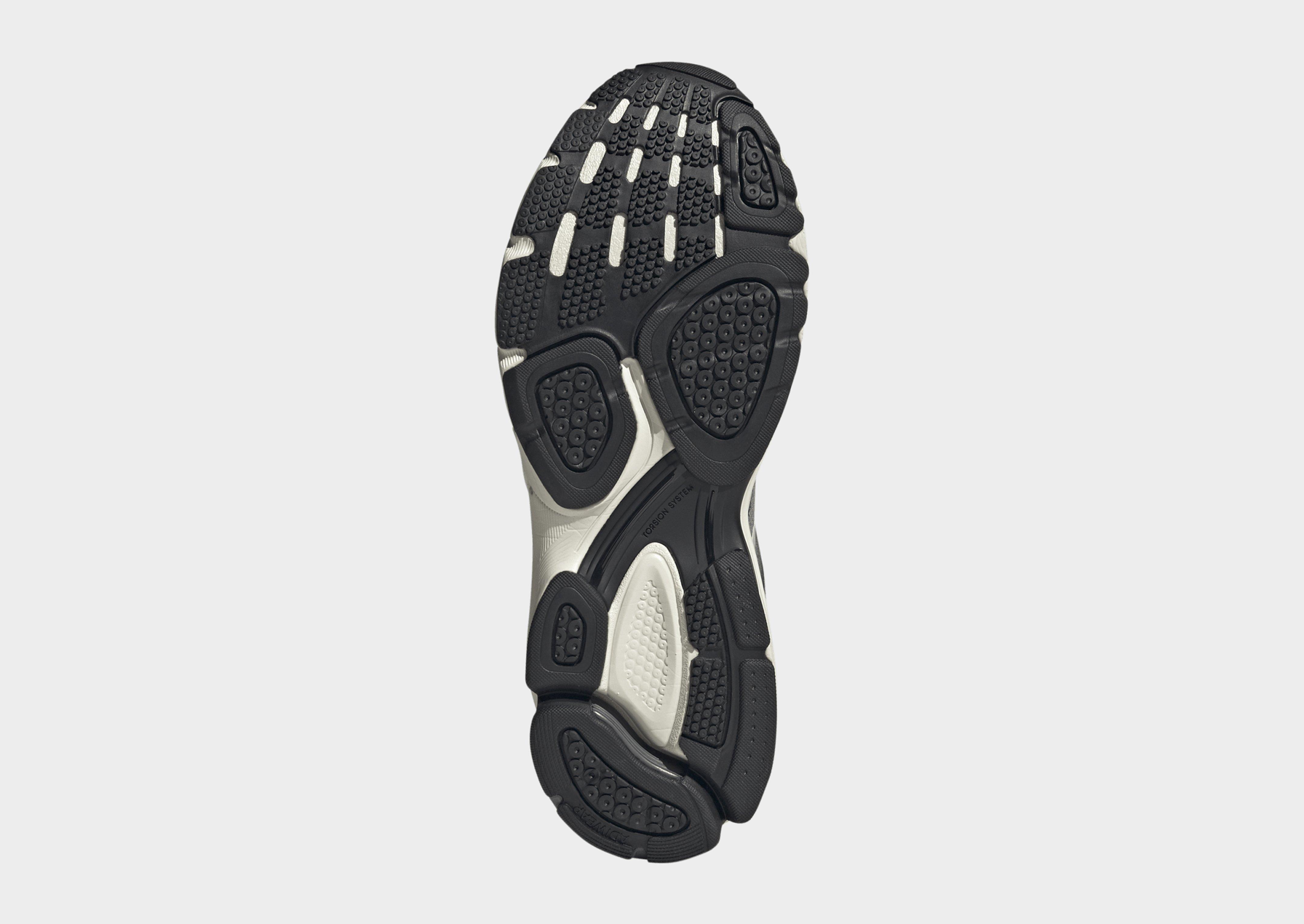 adidas Chaussure Spiritain 2000