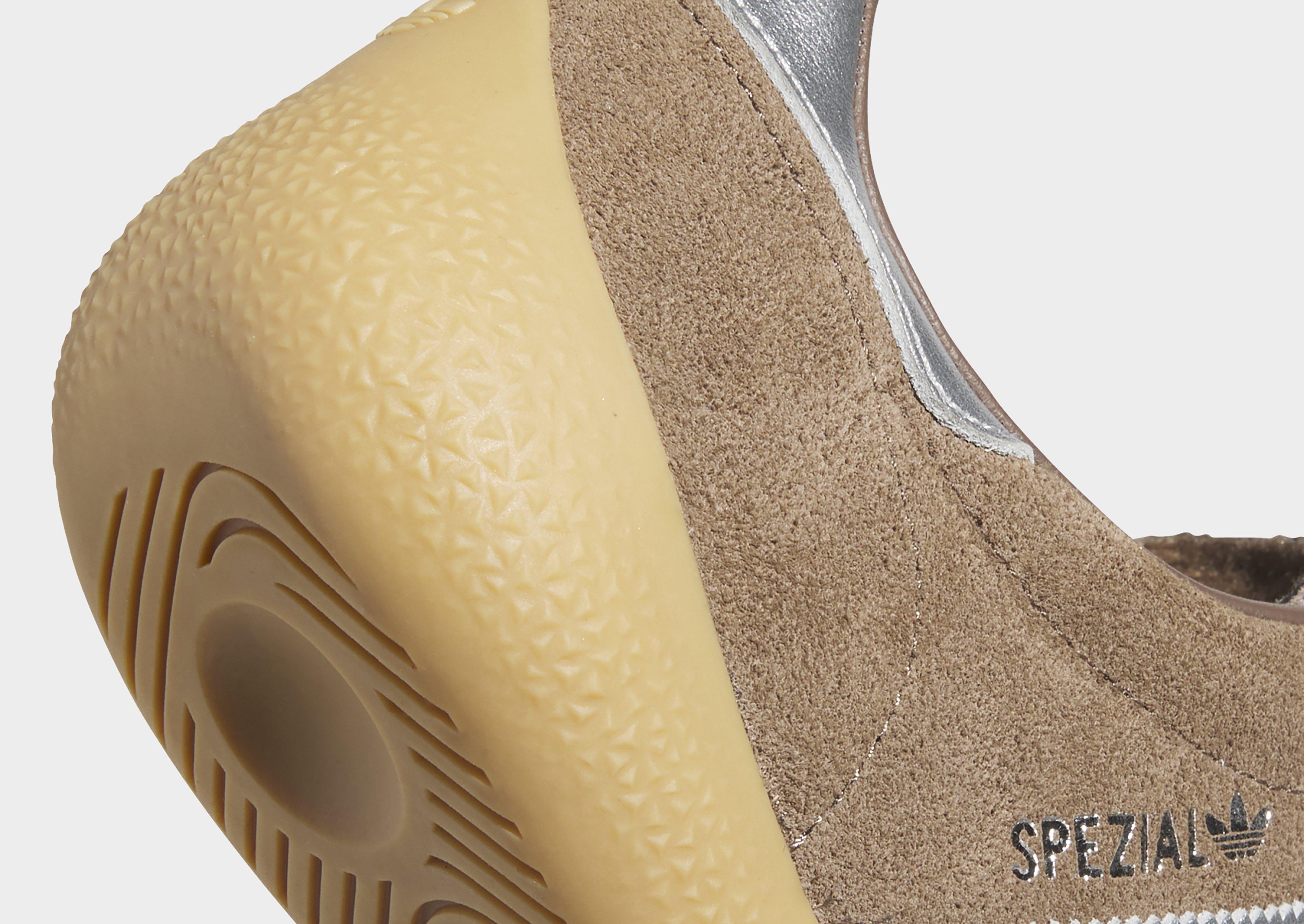 adidas HANDBALL SPEZIAL LO PRO SHOES