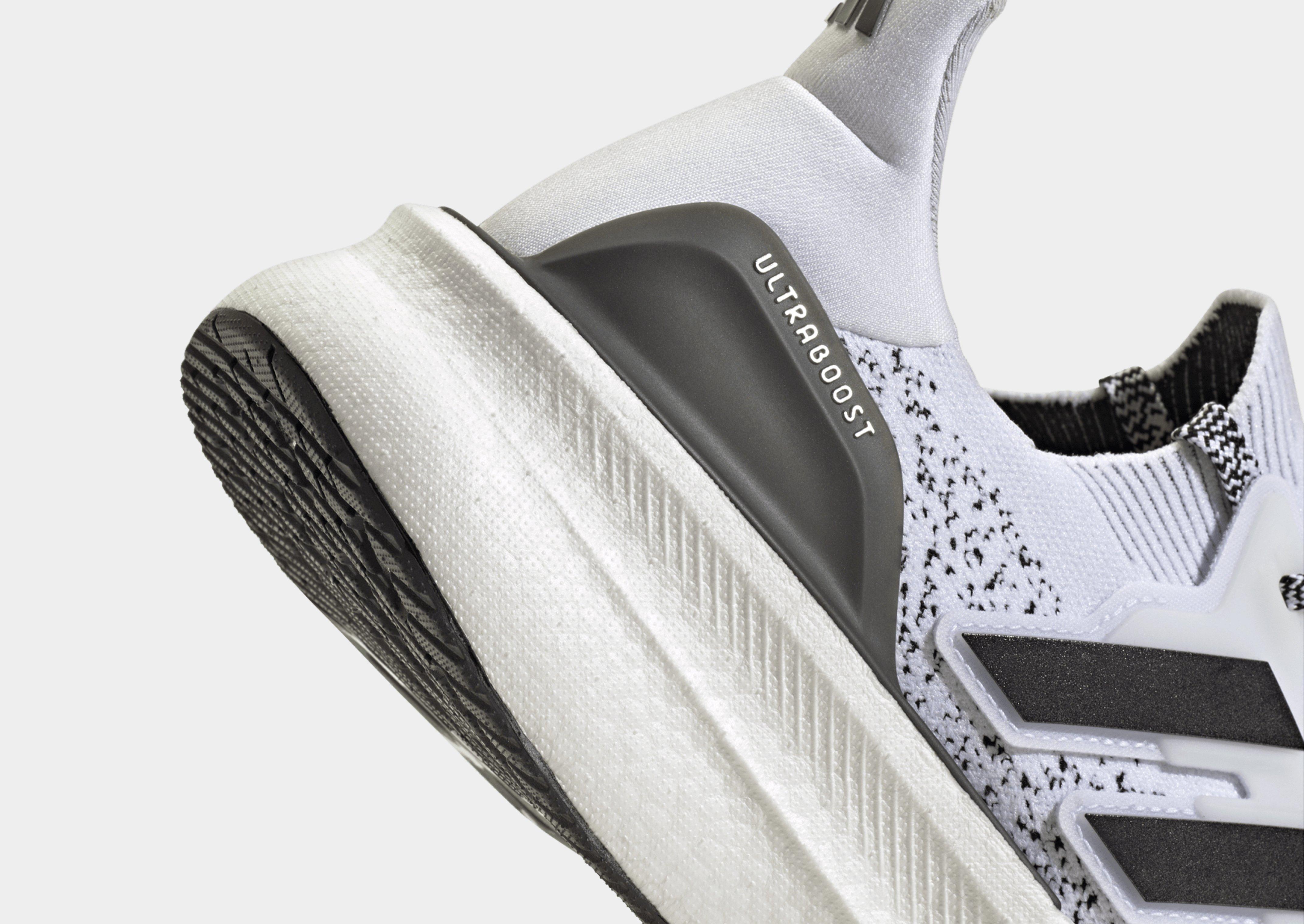 adidas Chaussure ULTRABOOST 5