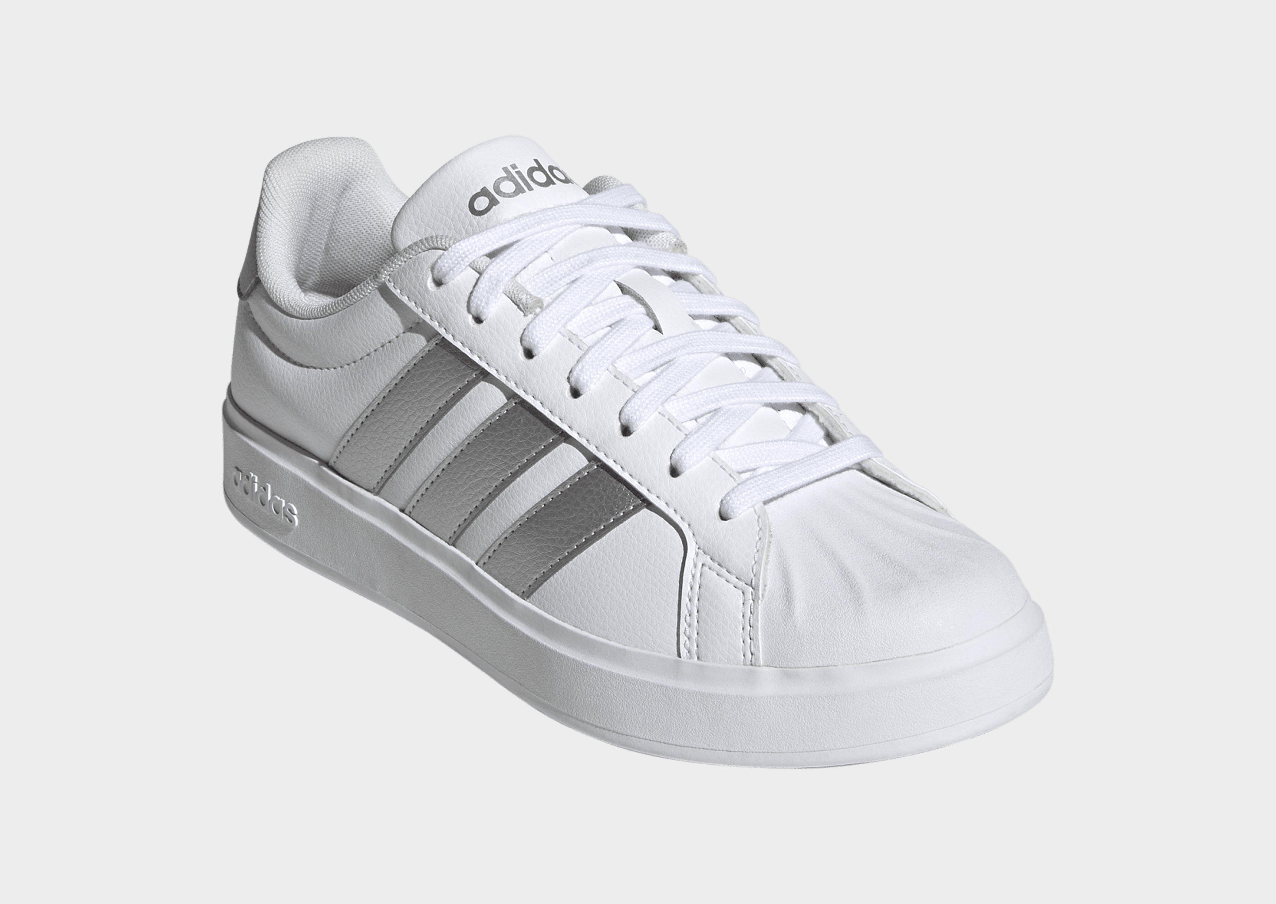 adidas Streettalk