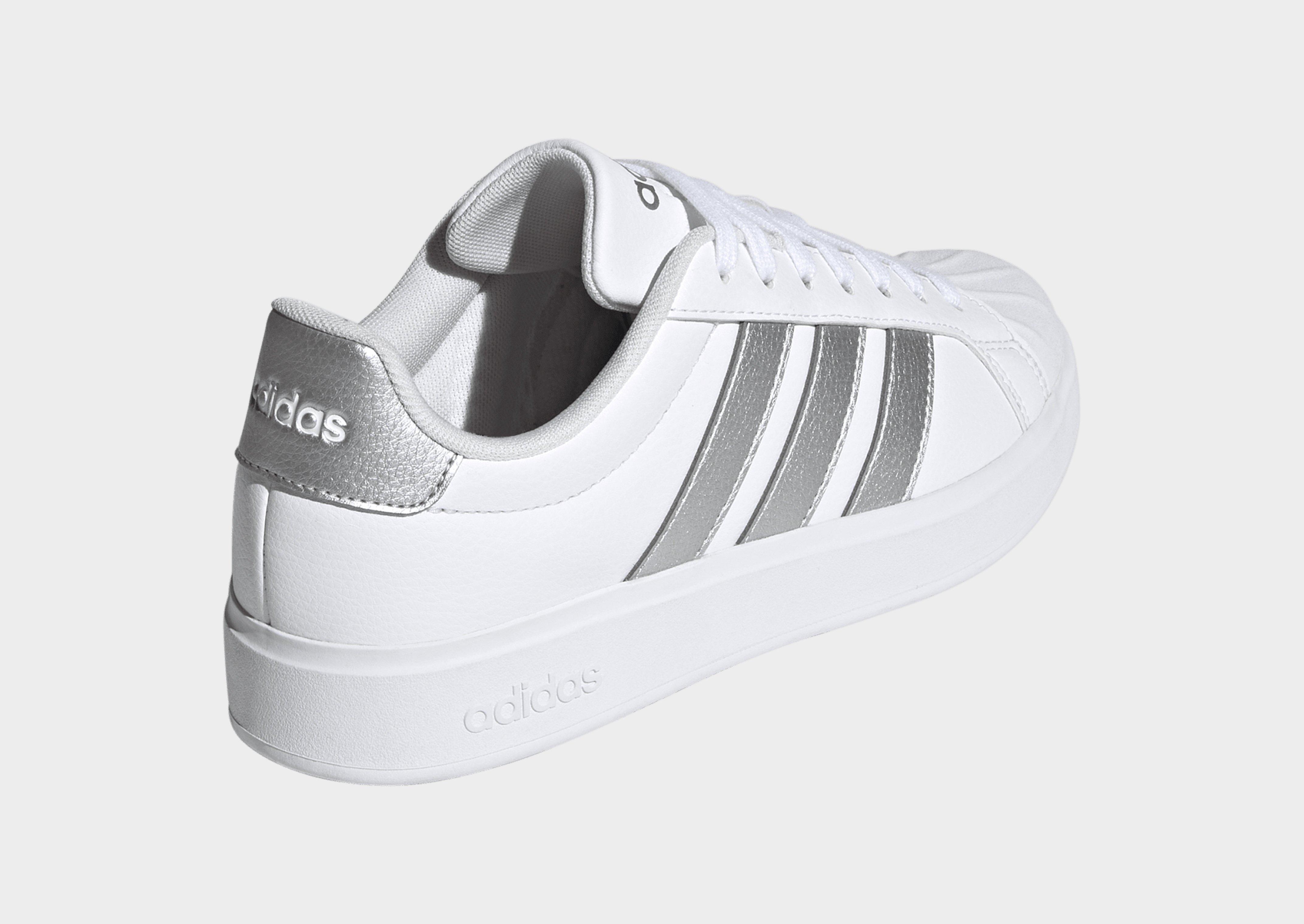 adidas Streettalk