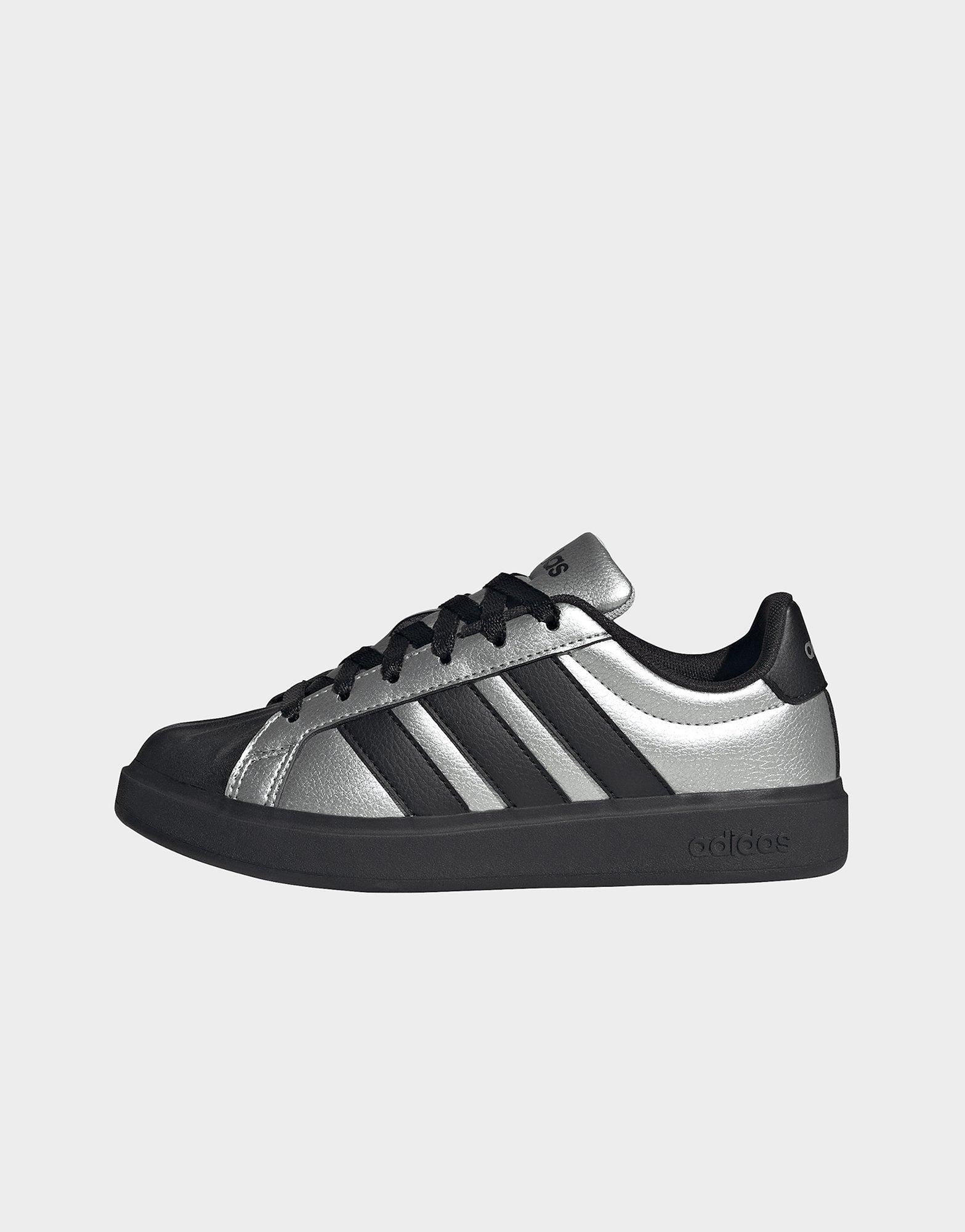 adidas Streettalk