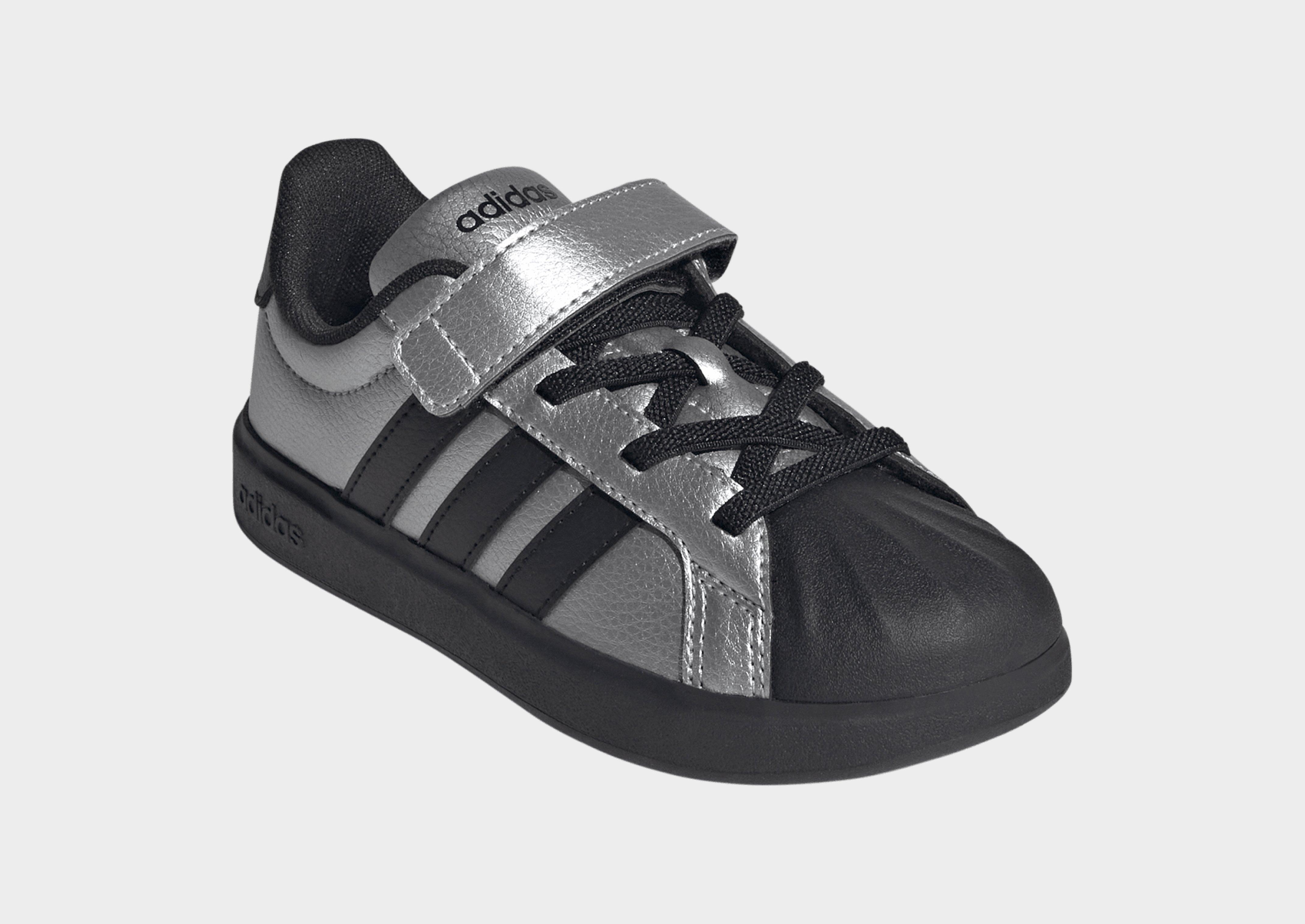 adidas Streettalk