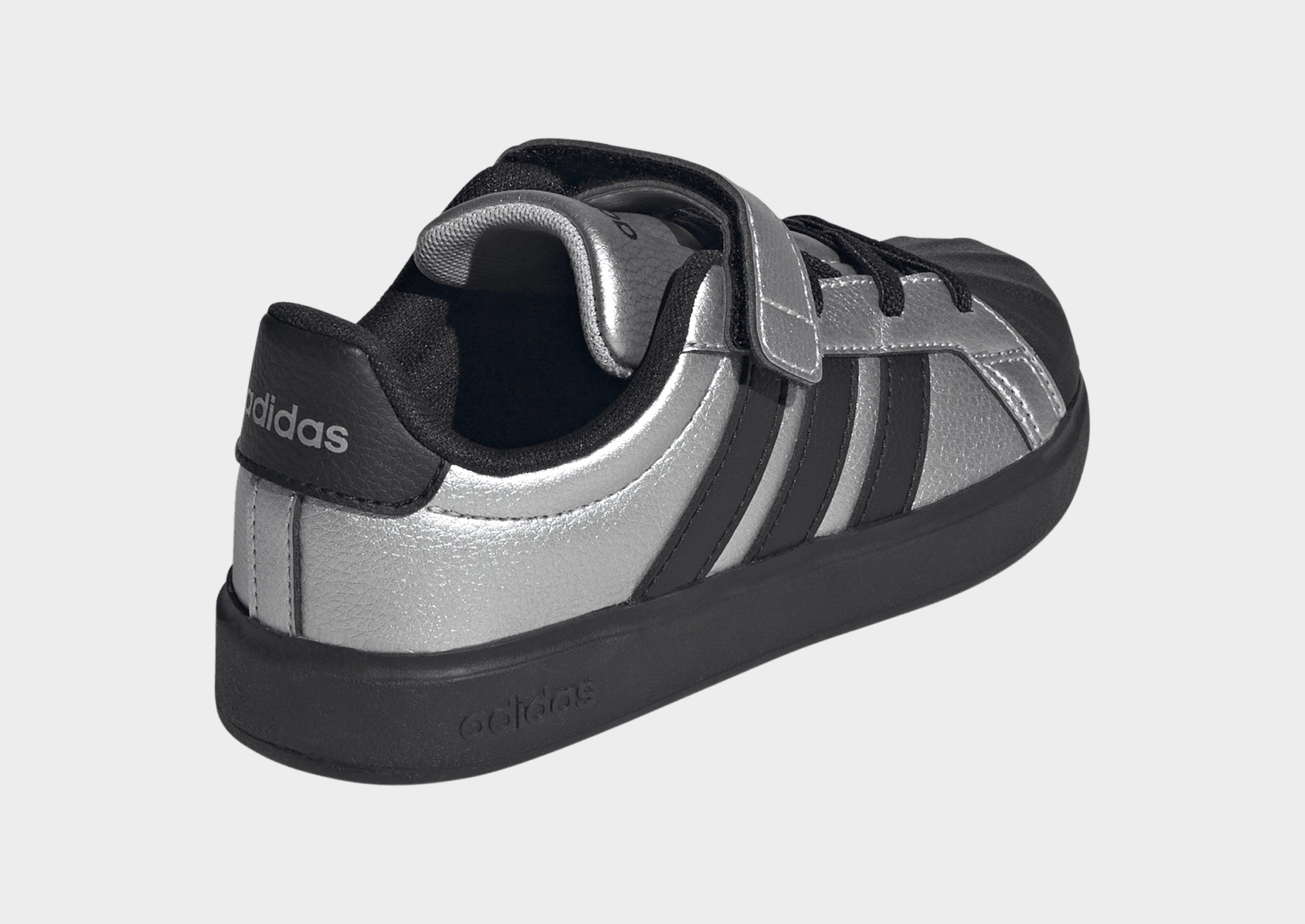 adidas Streettalk