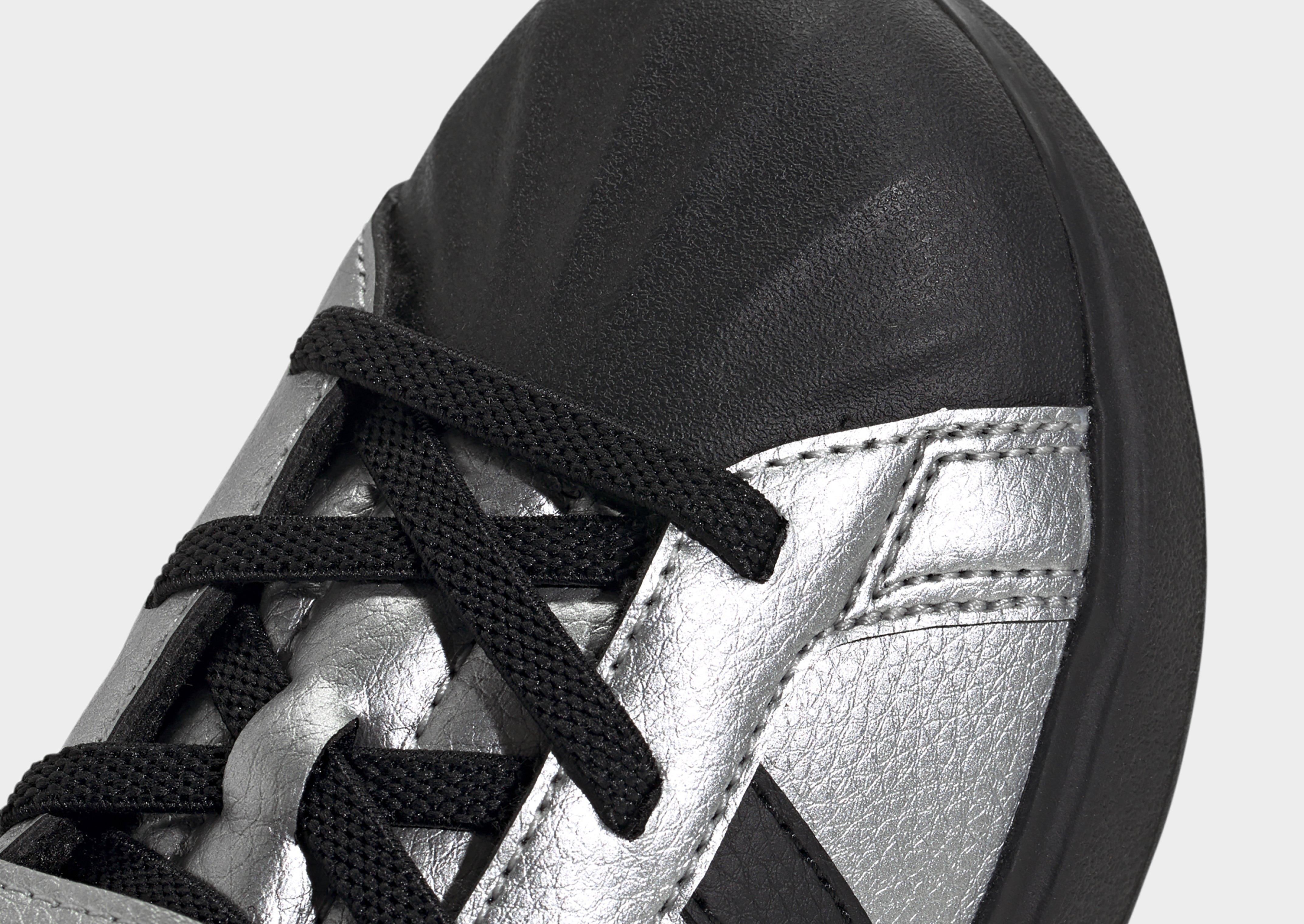 adidas Streettalk