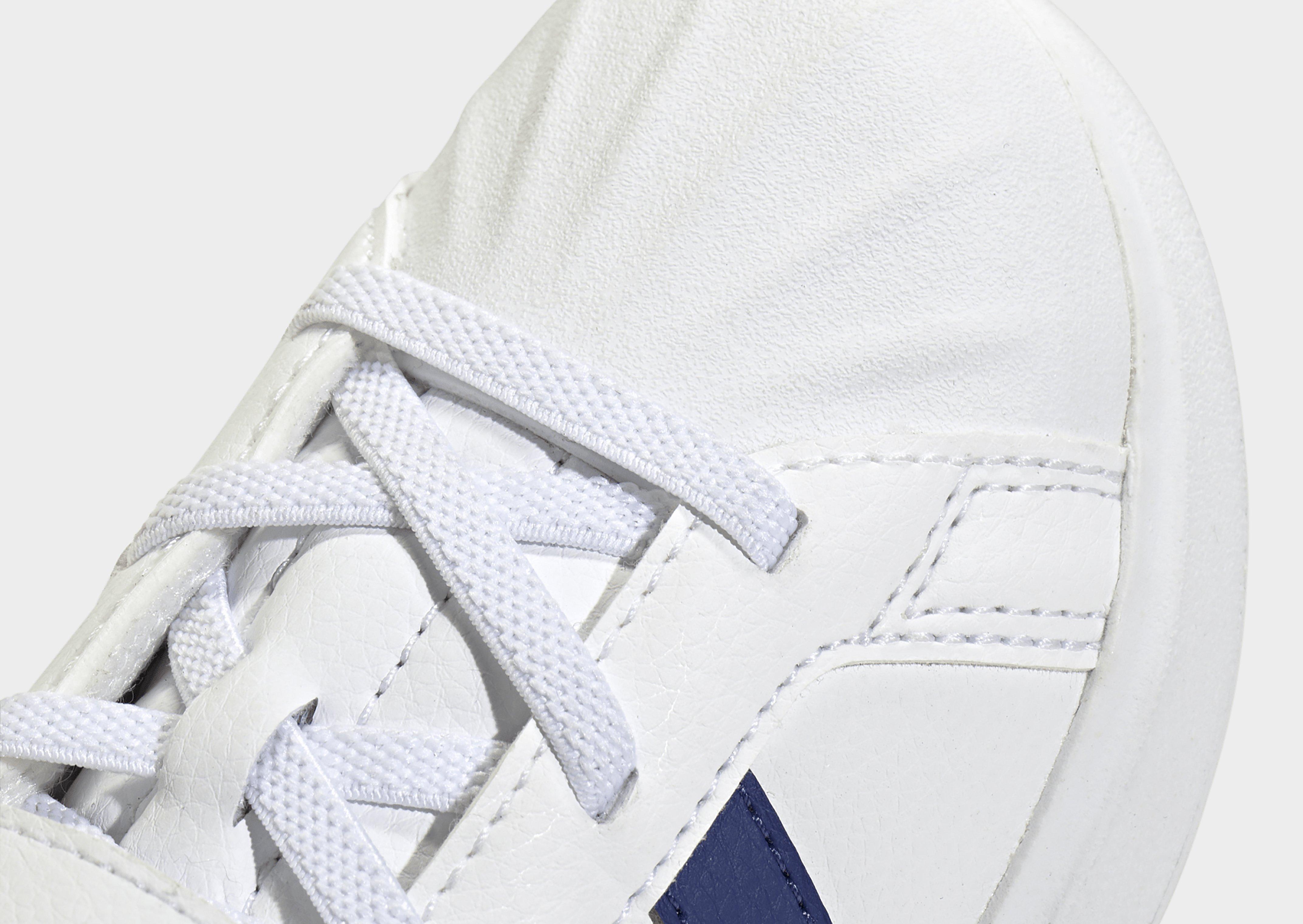 adidas Streettalk