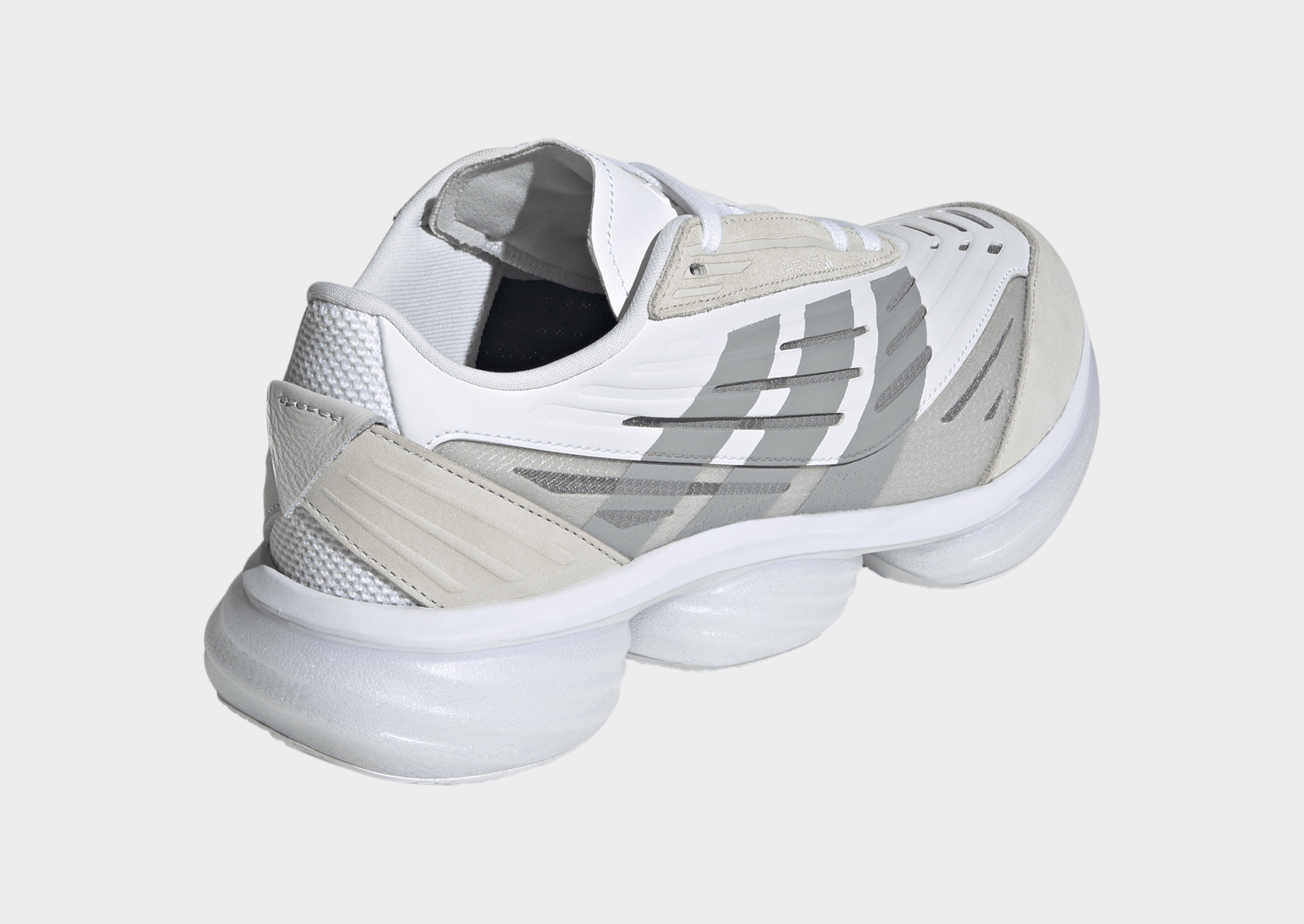 adidas LIGHTBLAZE POD+ SCHUH