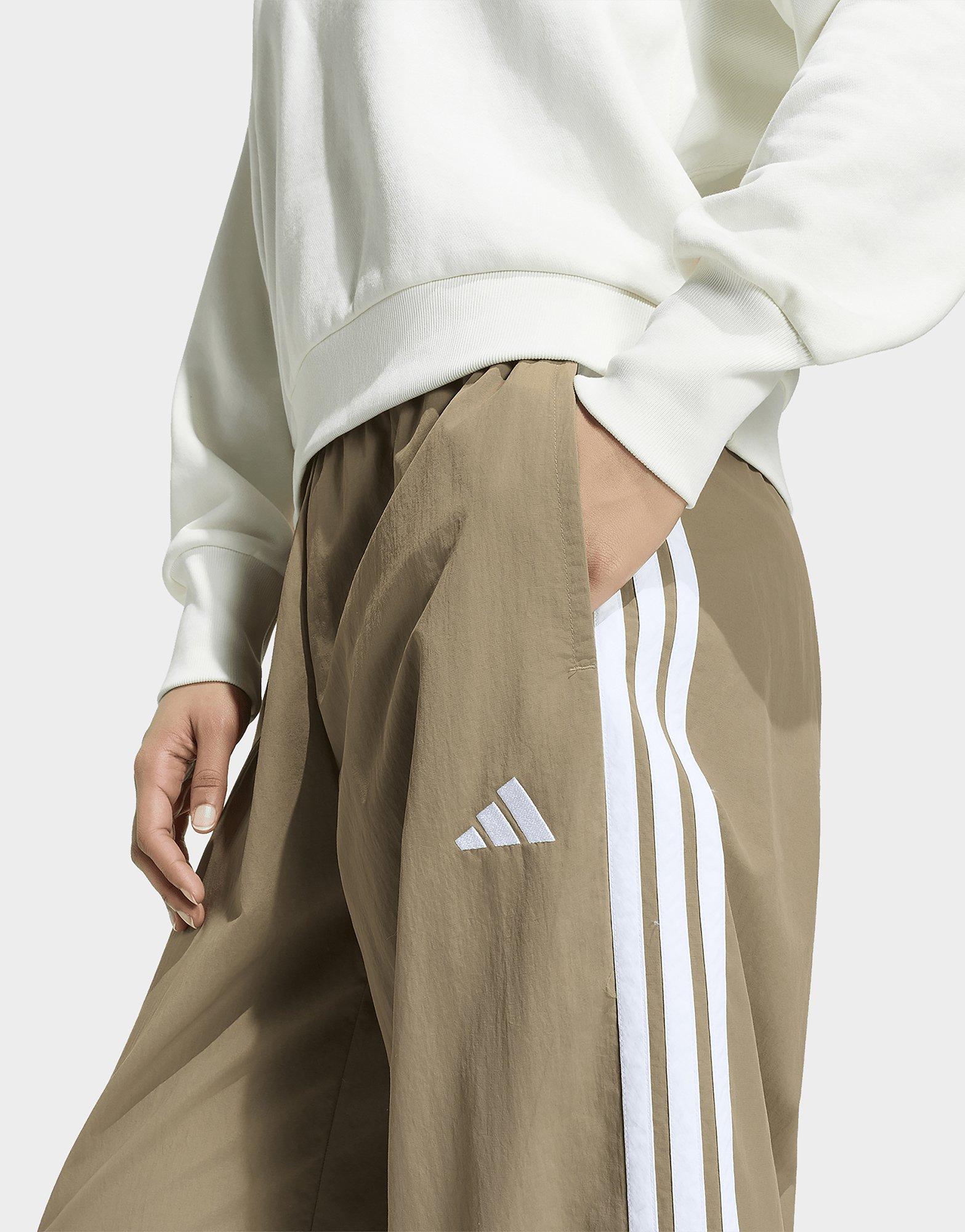 adidas Pantalon de survêtement avec élastiques jambes larges toile Iconic