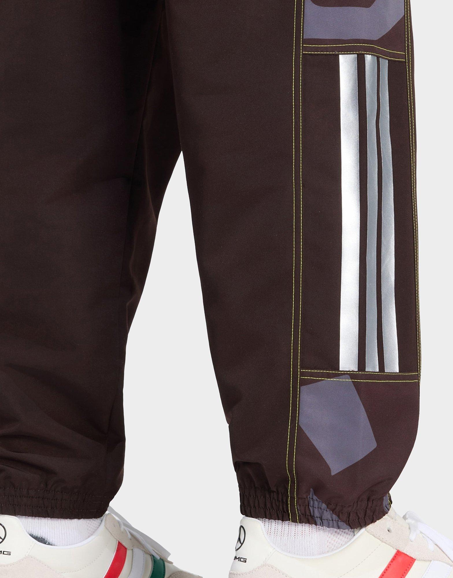 adidas PANTALÓN CAMO WOVEN AMG