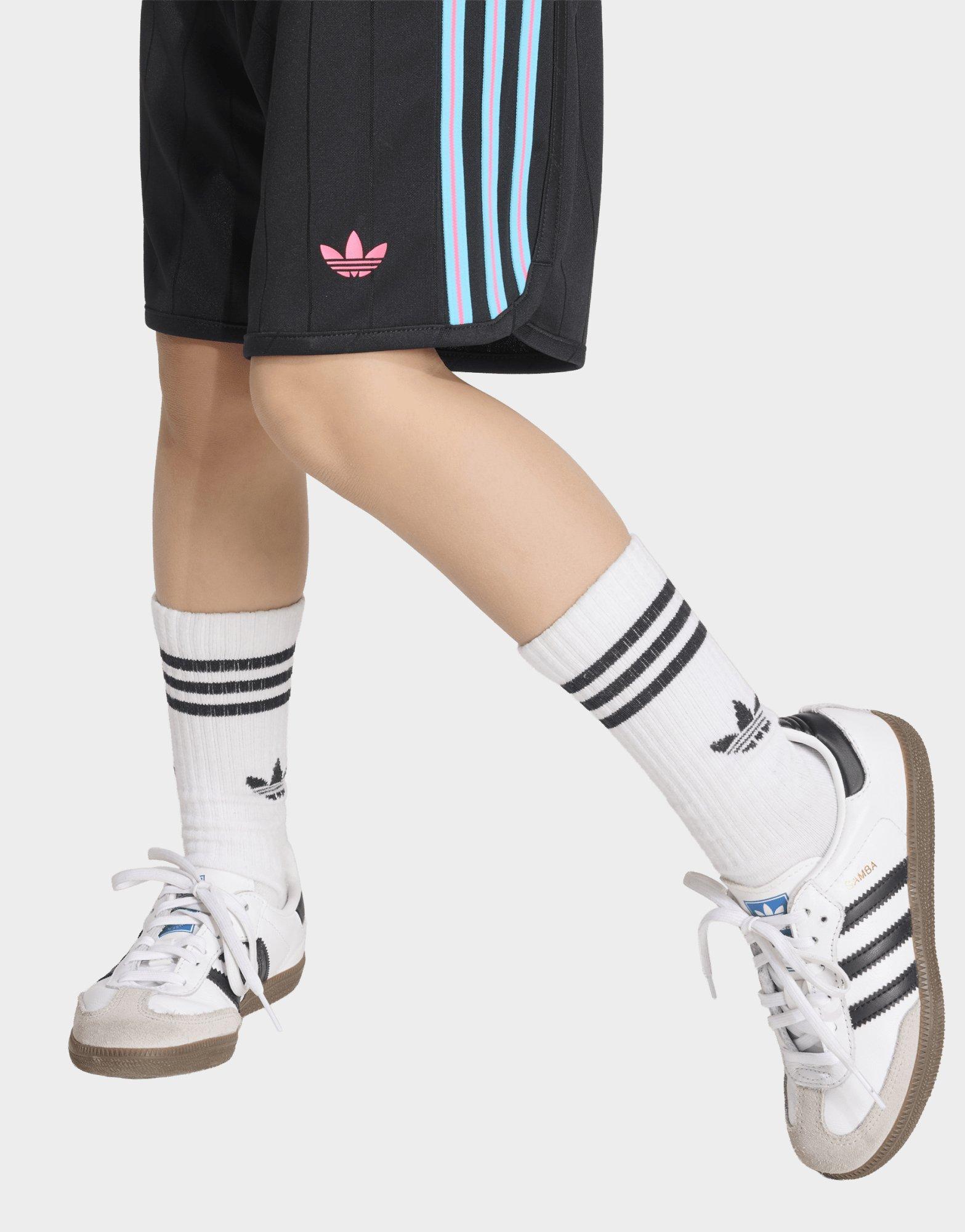 adidas Poloshirt Und Shorts Set, Locker Geschnitten, Nadelstreifen
