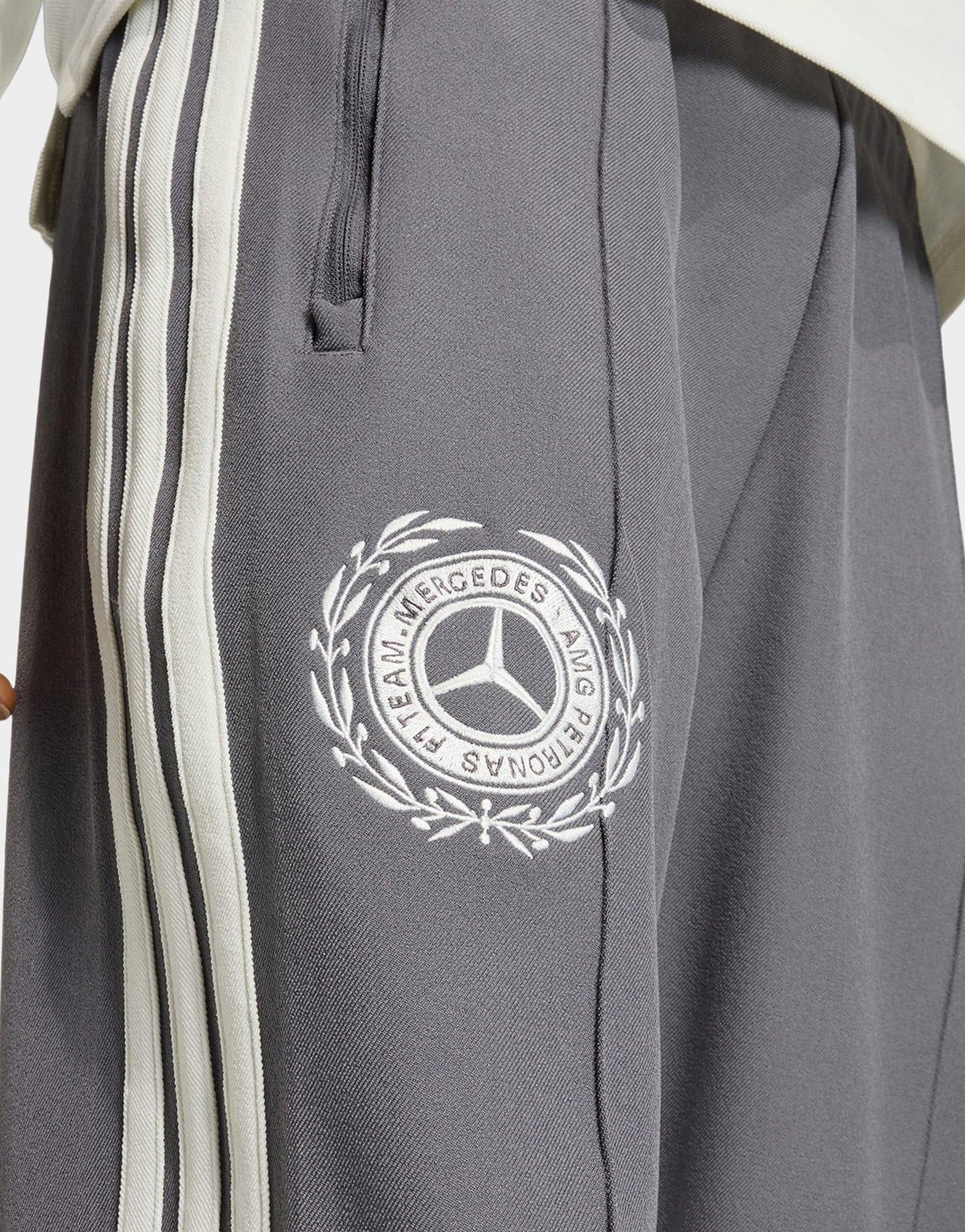adidas MERCEDES-AMG PETRONAS FORMULA 1 TEAM SILVER ARROWS ICON TRAININGSHOSE HERREN