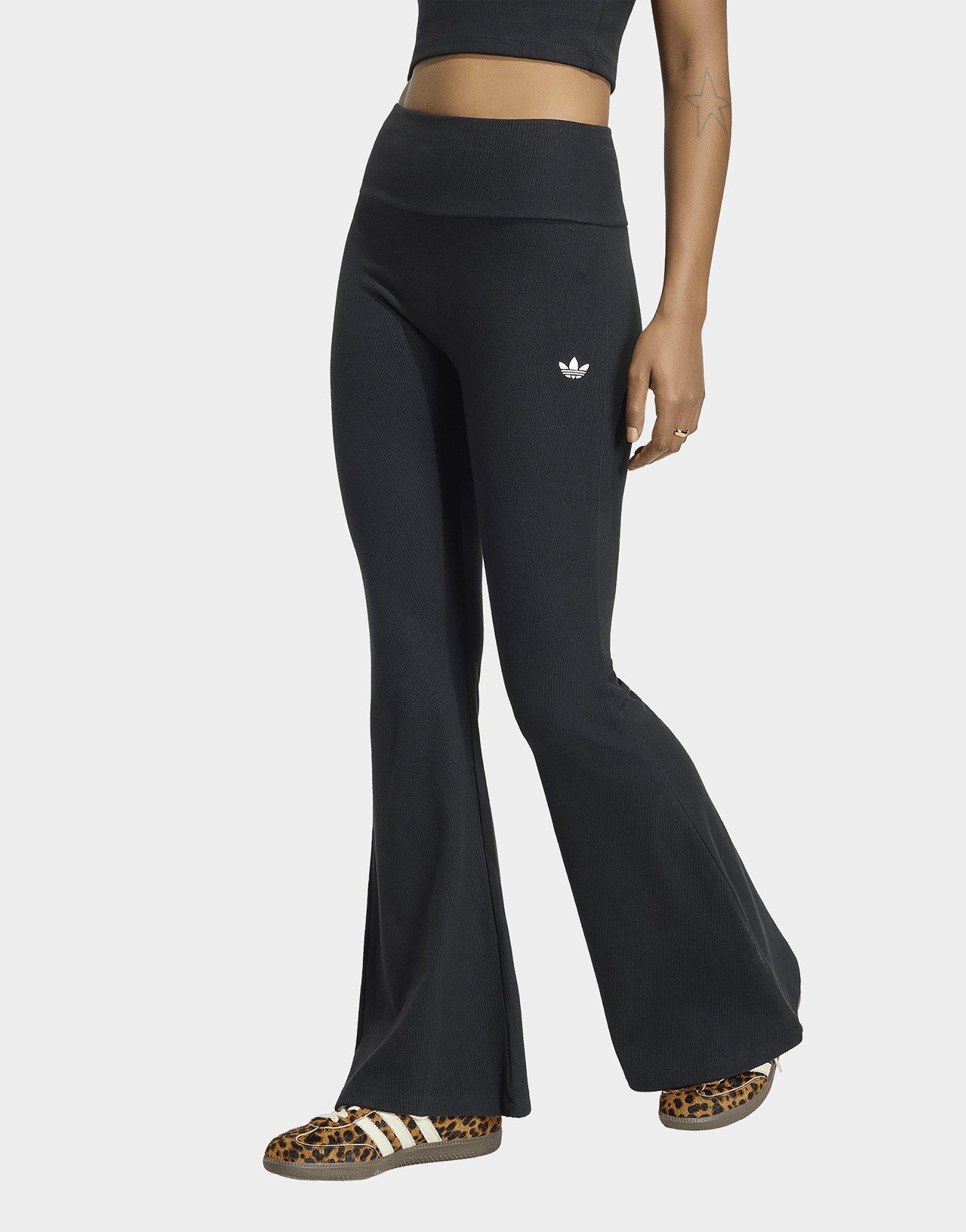 adidas Leggings Essentials Svasati Con Lavorazione A Coste