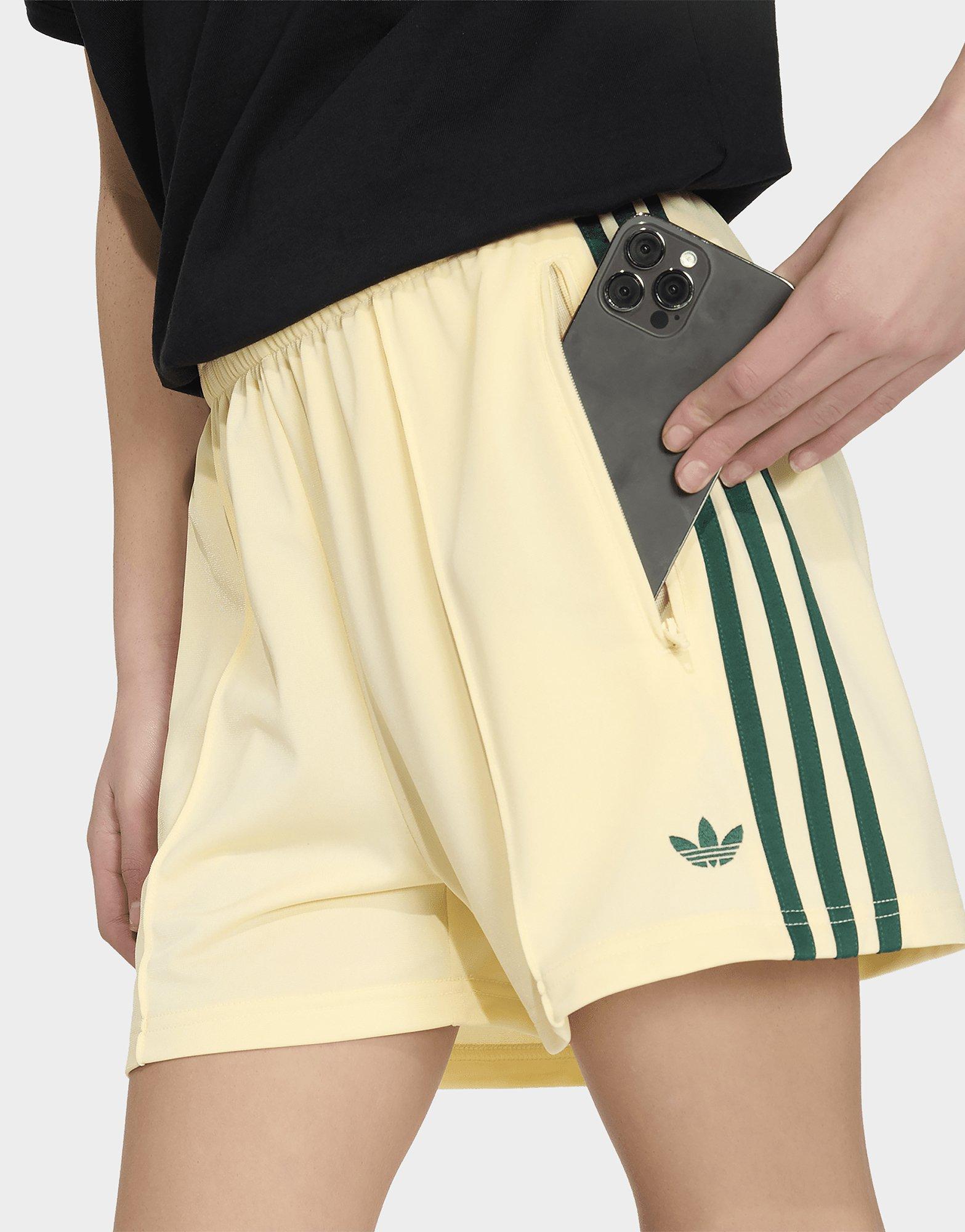 adidas Firebird Shorts, Bügelfalten
