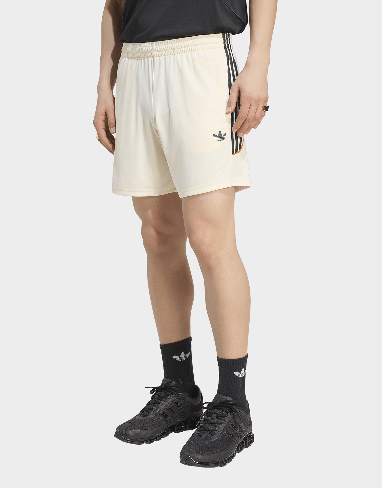 adidas TEAMGEIST 26 SHORTS