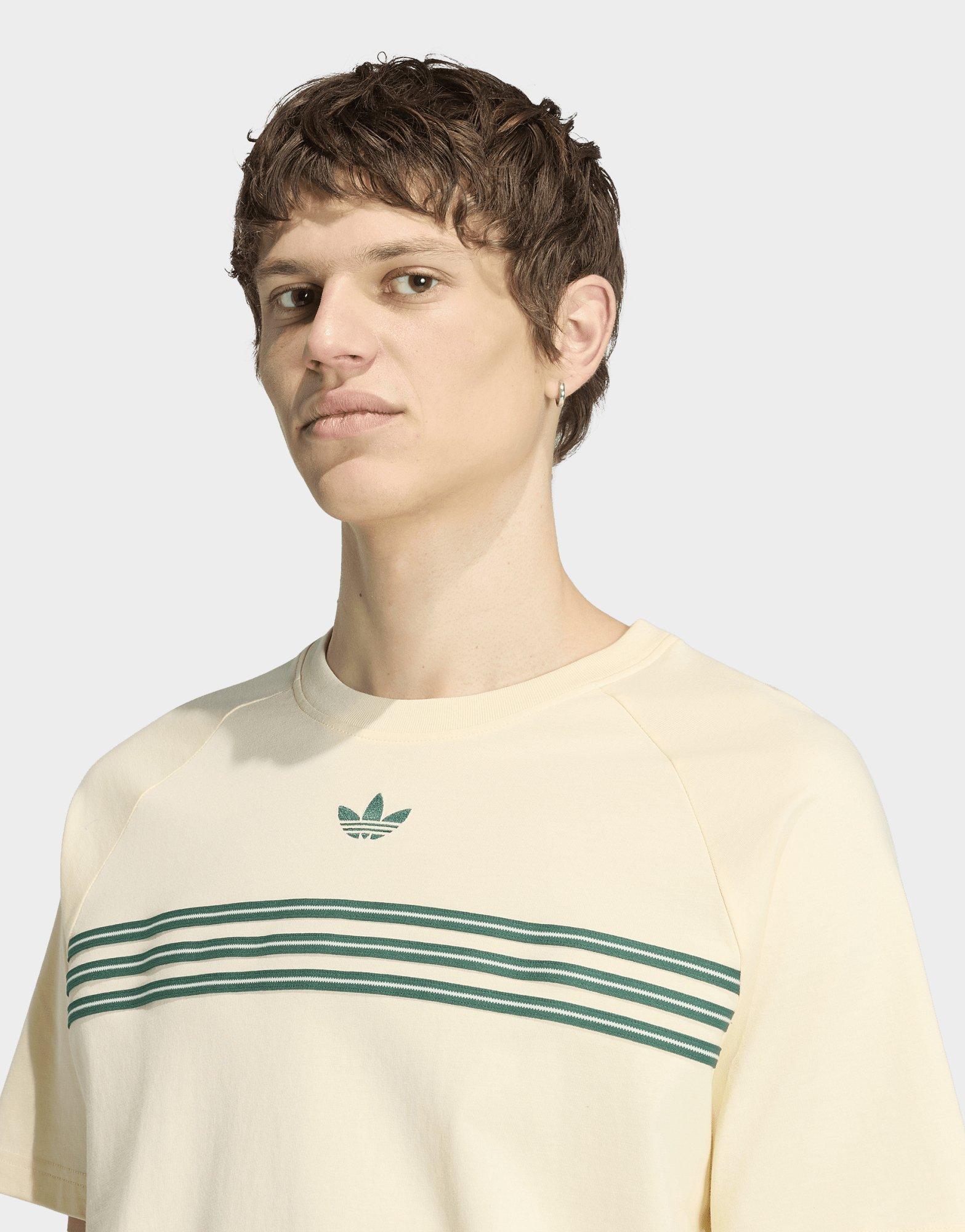 adidas T-shirt, Streifen Auf Der Brust