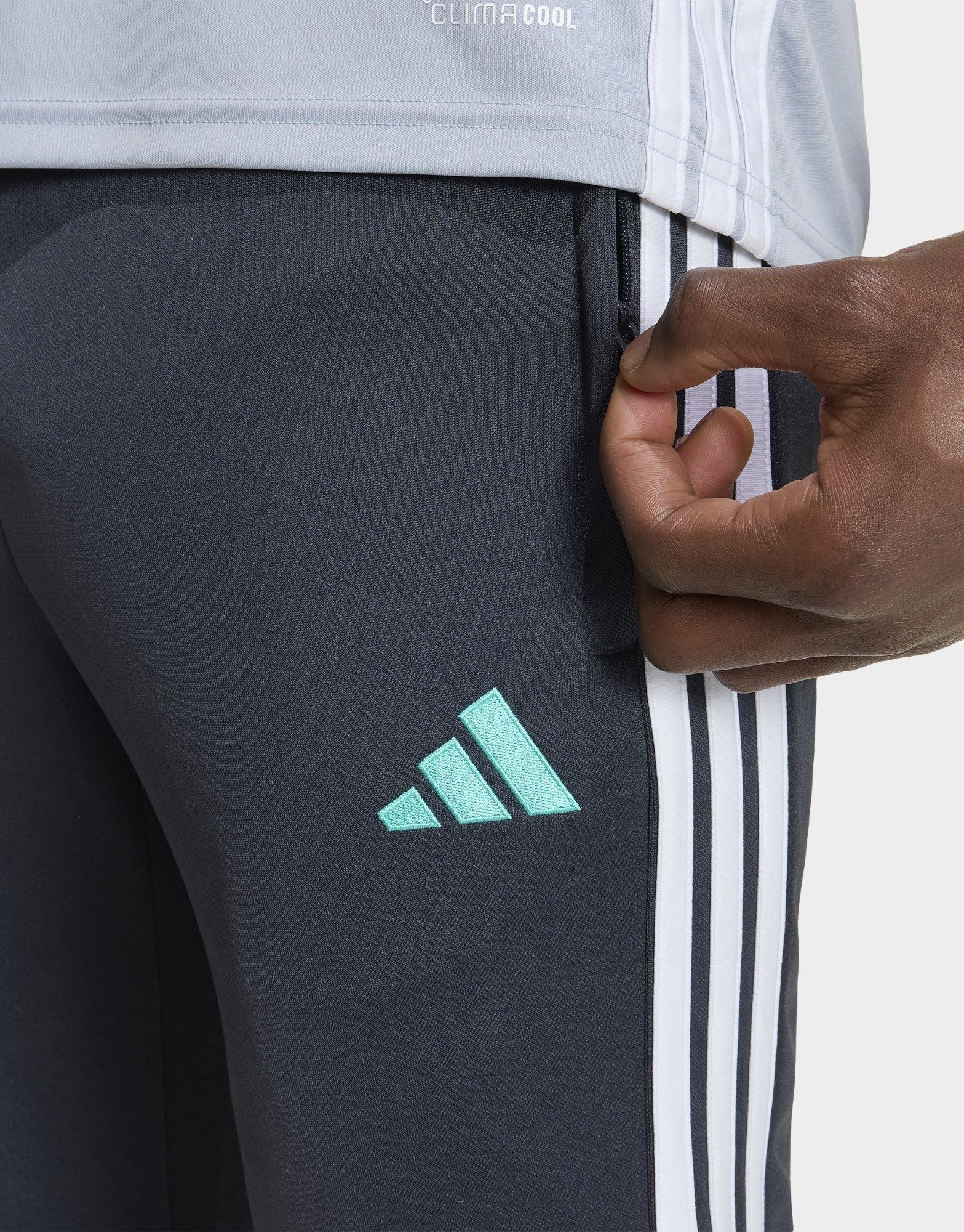 adidas Tiro 26 Essentials Training Pants