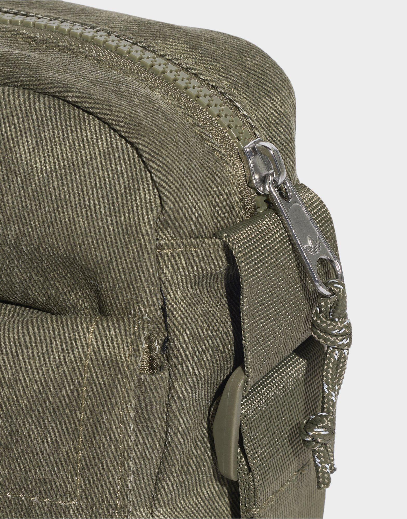 adidas Bolso Washed Item
