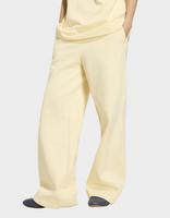 adidas Pantaloni Essentials A Gamba Larga In Tessuto Felpato