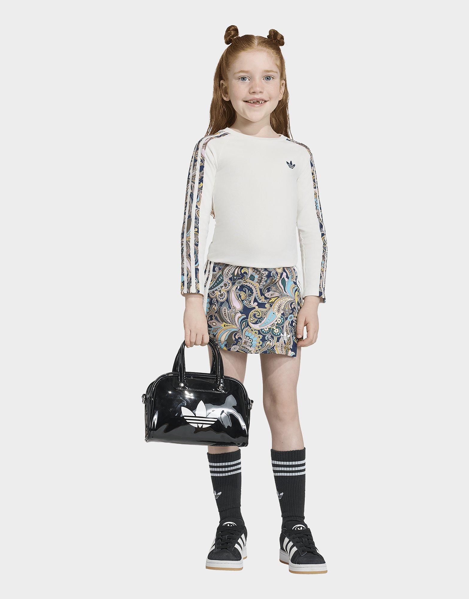 adidas Conjunto de camiseta de manga larga entallada con las 3 bandas y falda pantalón cruzada Liberty London