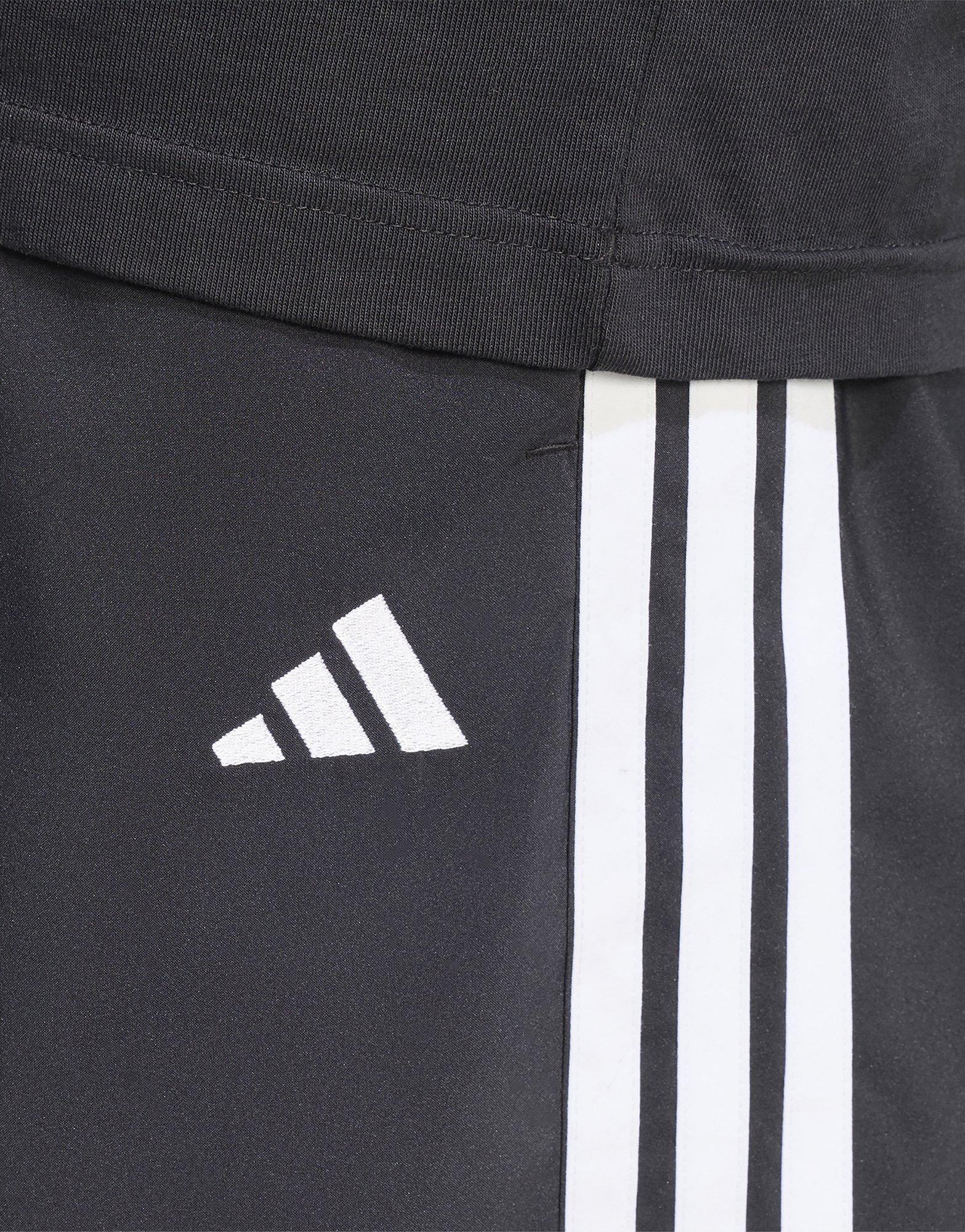 adidas Short En Toile 3 Bandes Chelsea Lite Essentials