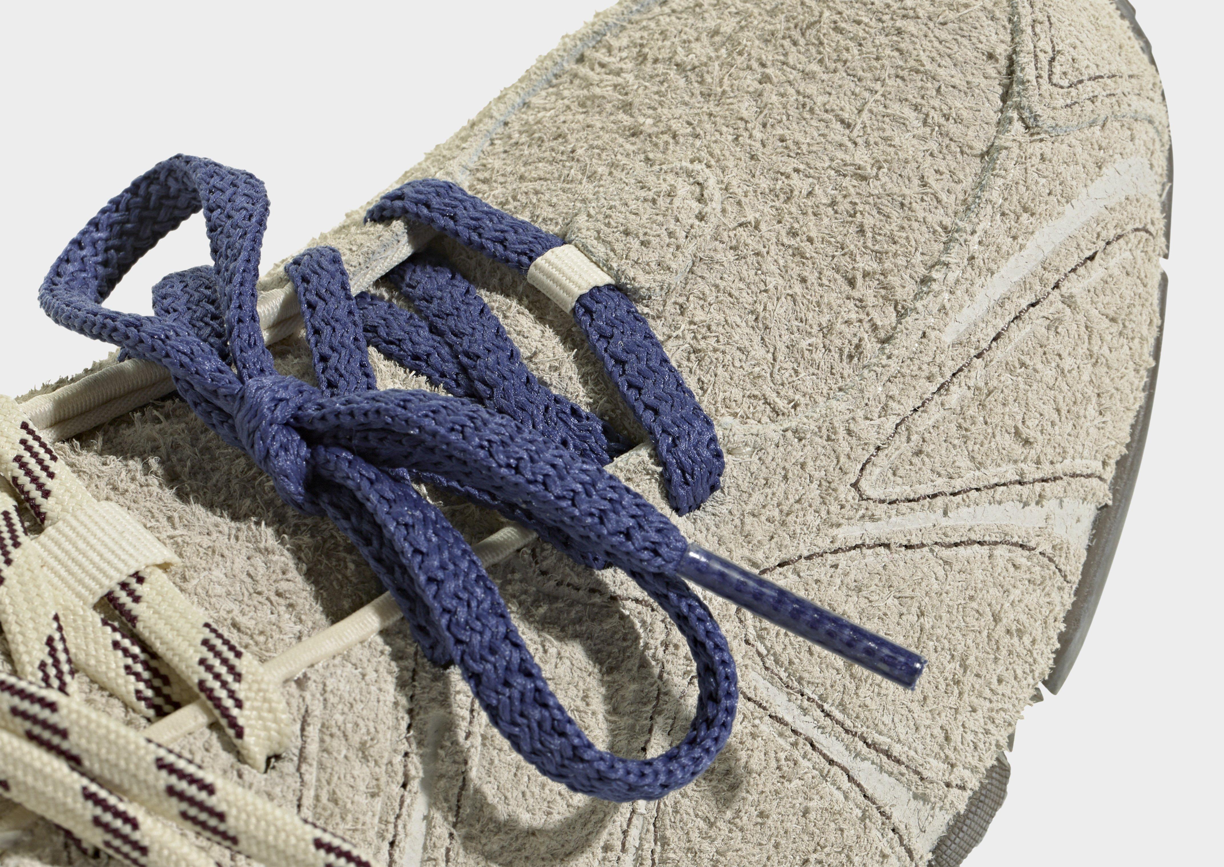 adidas Zapatilla Ghost Print