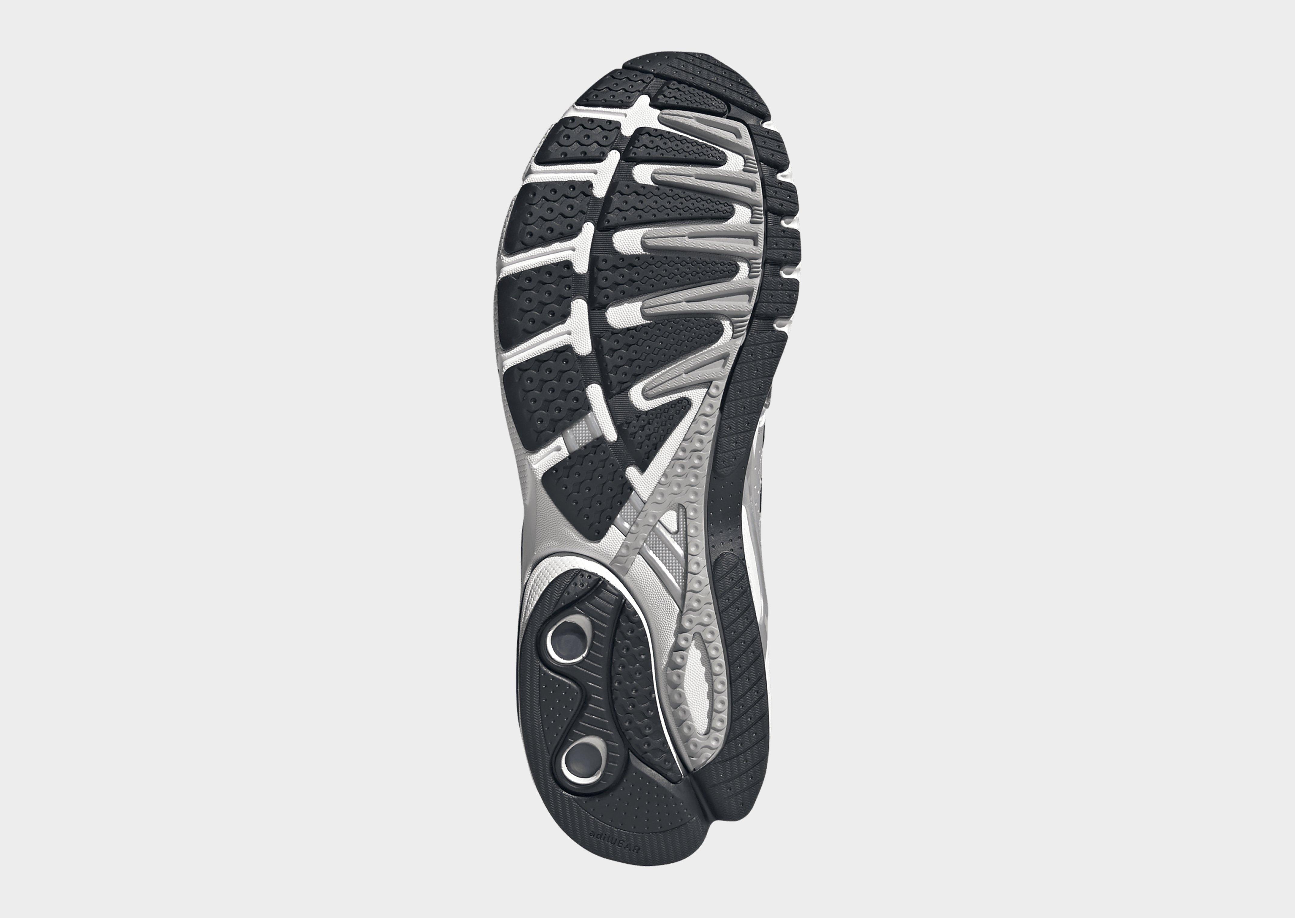 adidas Adistar Control 5 Shoes