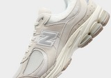 New Balance รองเท้าผู้หญิง 2002R
