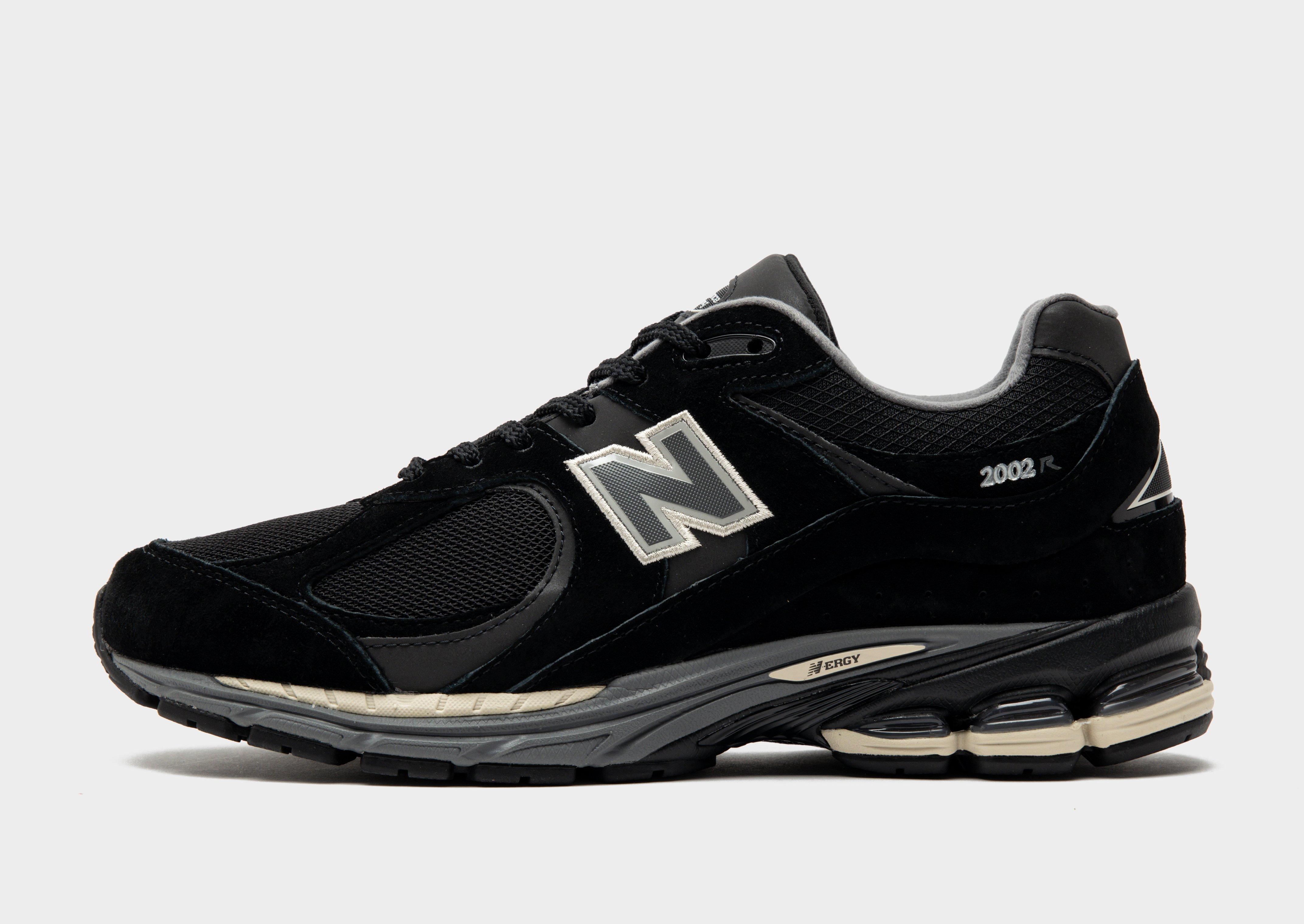 All black new balance store jd