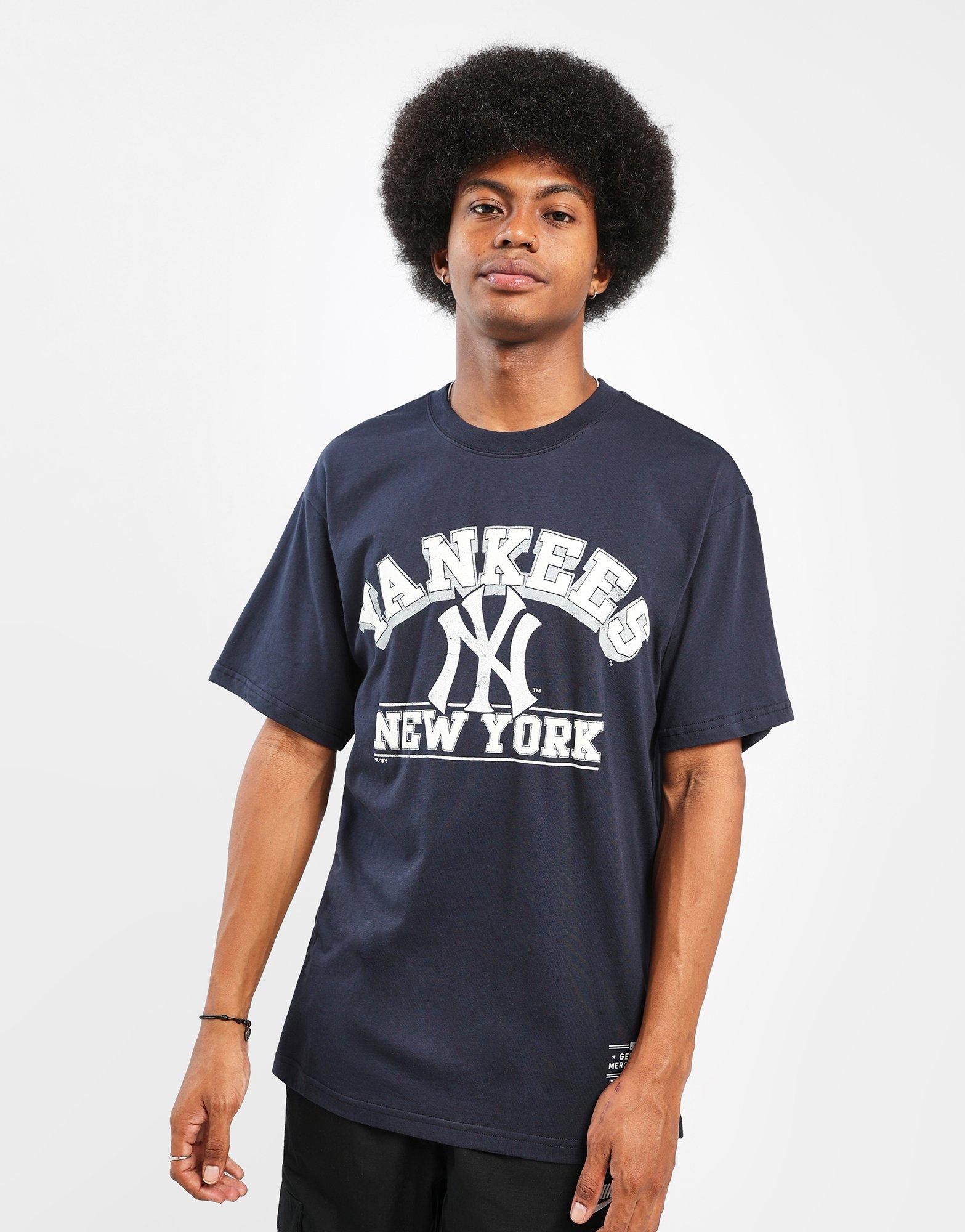 Majestic yankees t store shirt