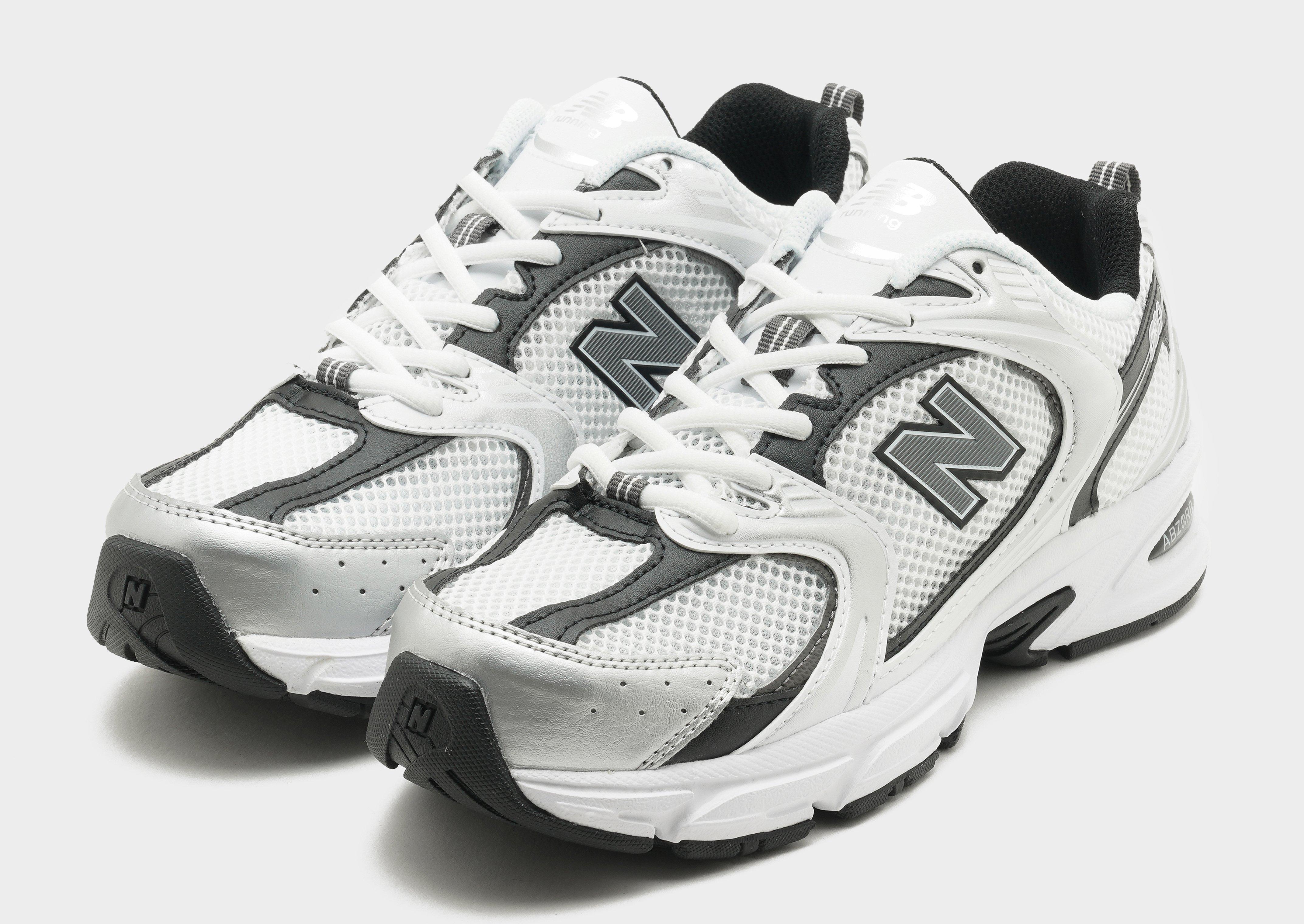 Newbalance white hot sale