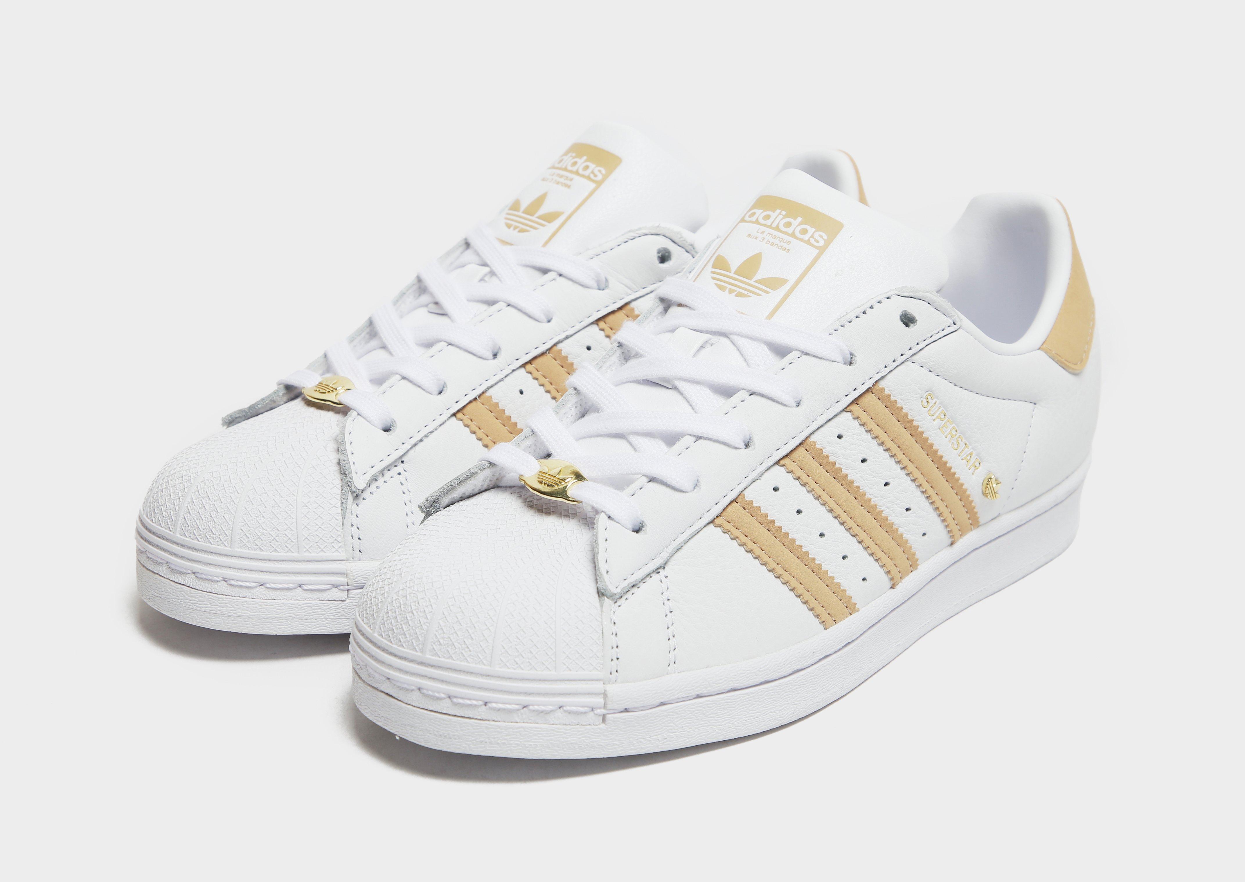 jd sports white adidas trainers