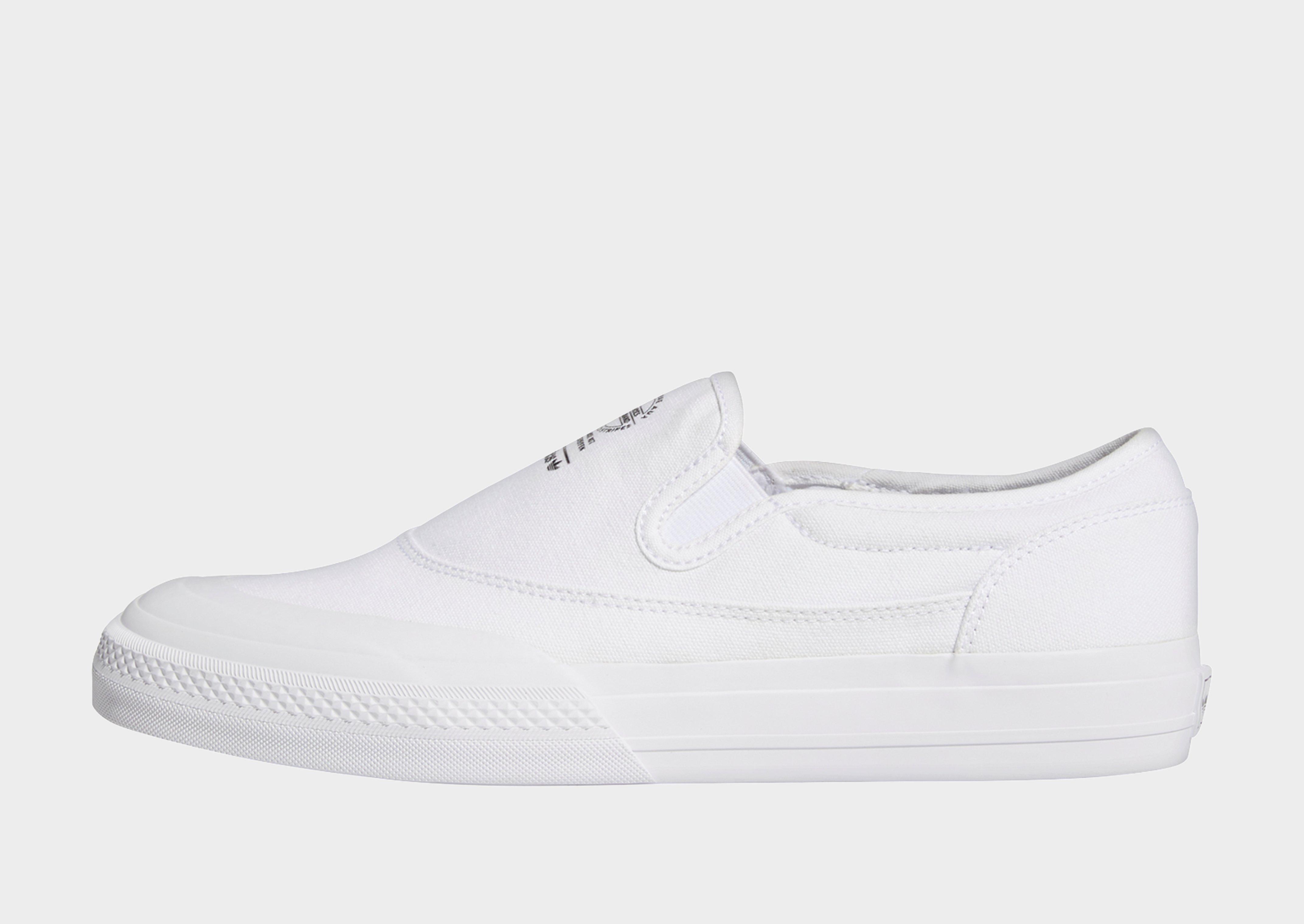 adidas pull on shoes