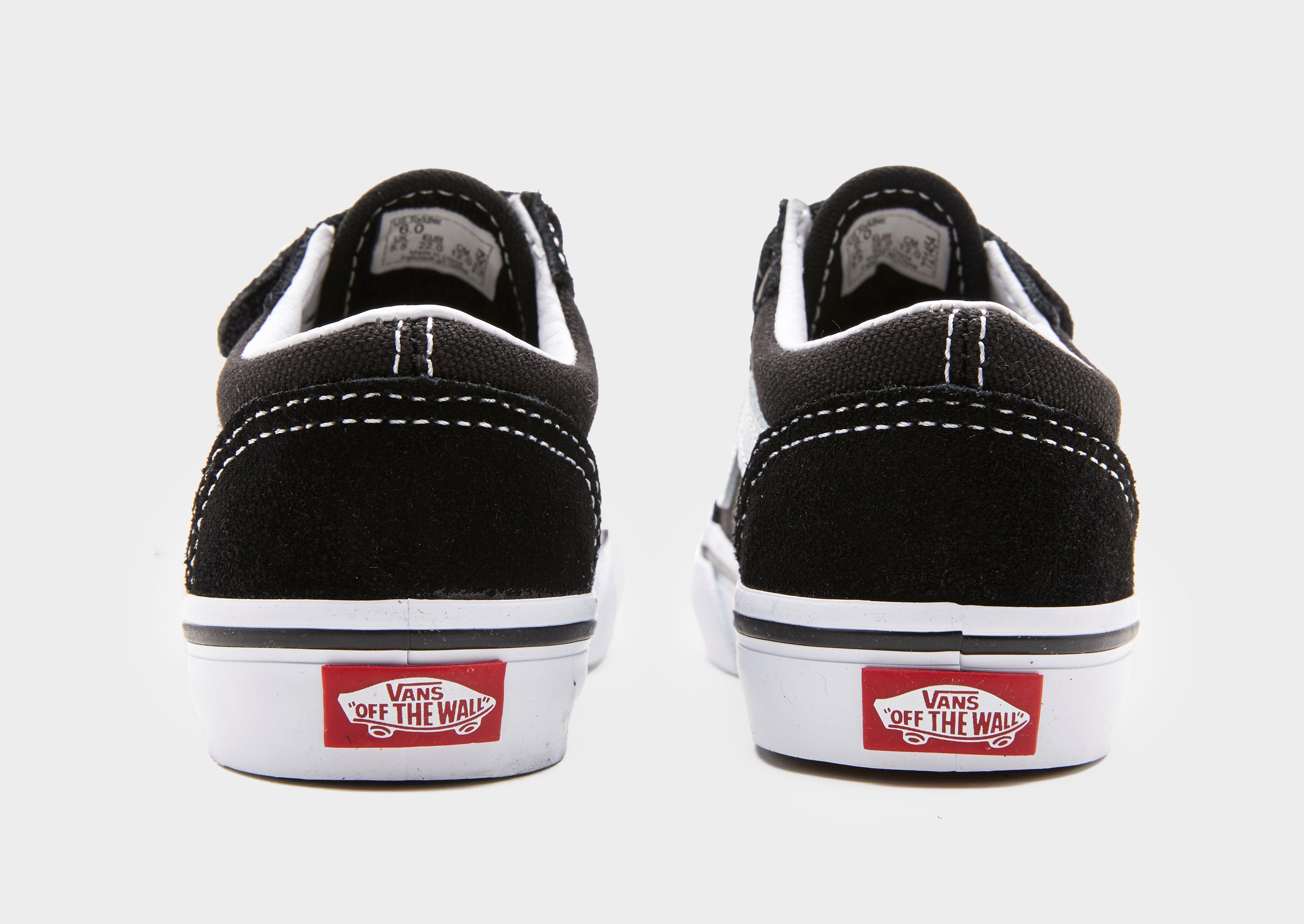 old skool vans black size 4