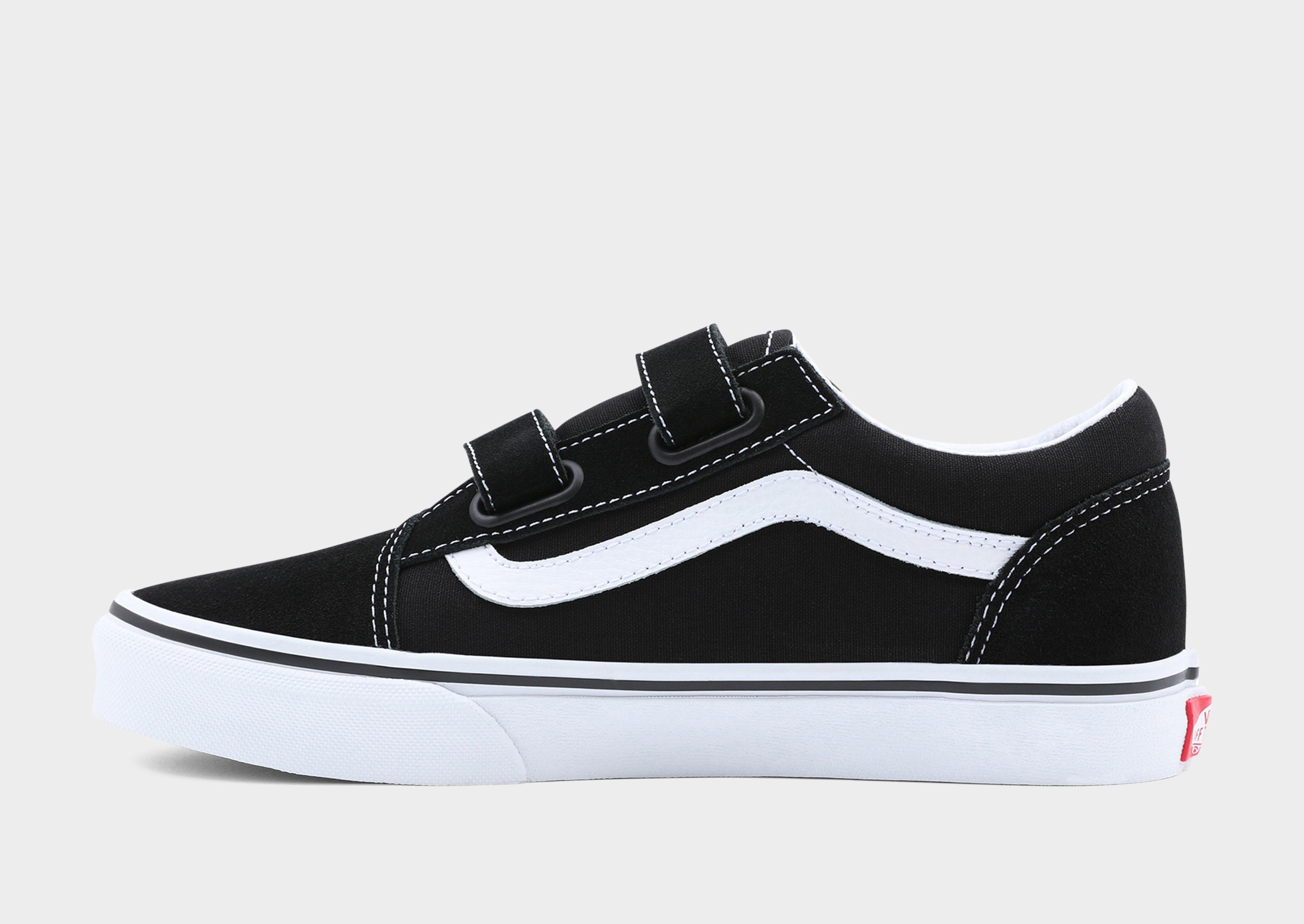 Old skool v vans on sale black