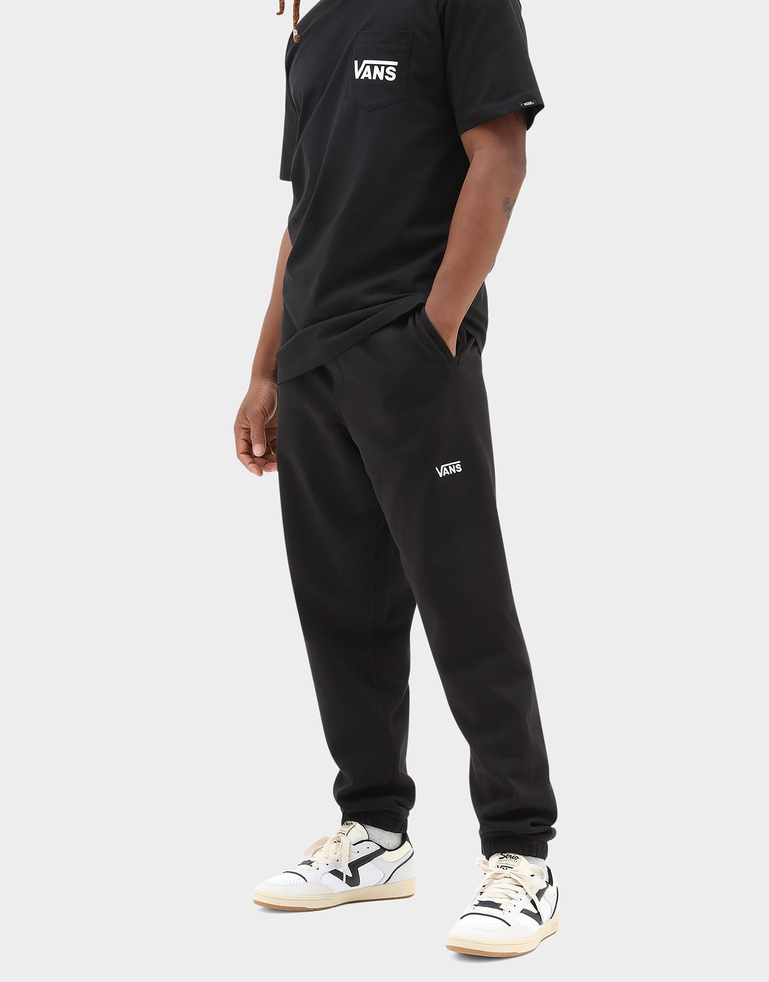 Black Vans CORE BASIC FLEECE PANT | JD Sports UK