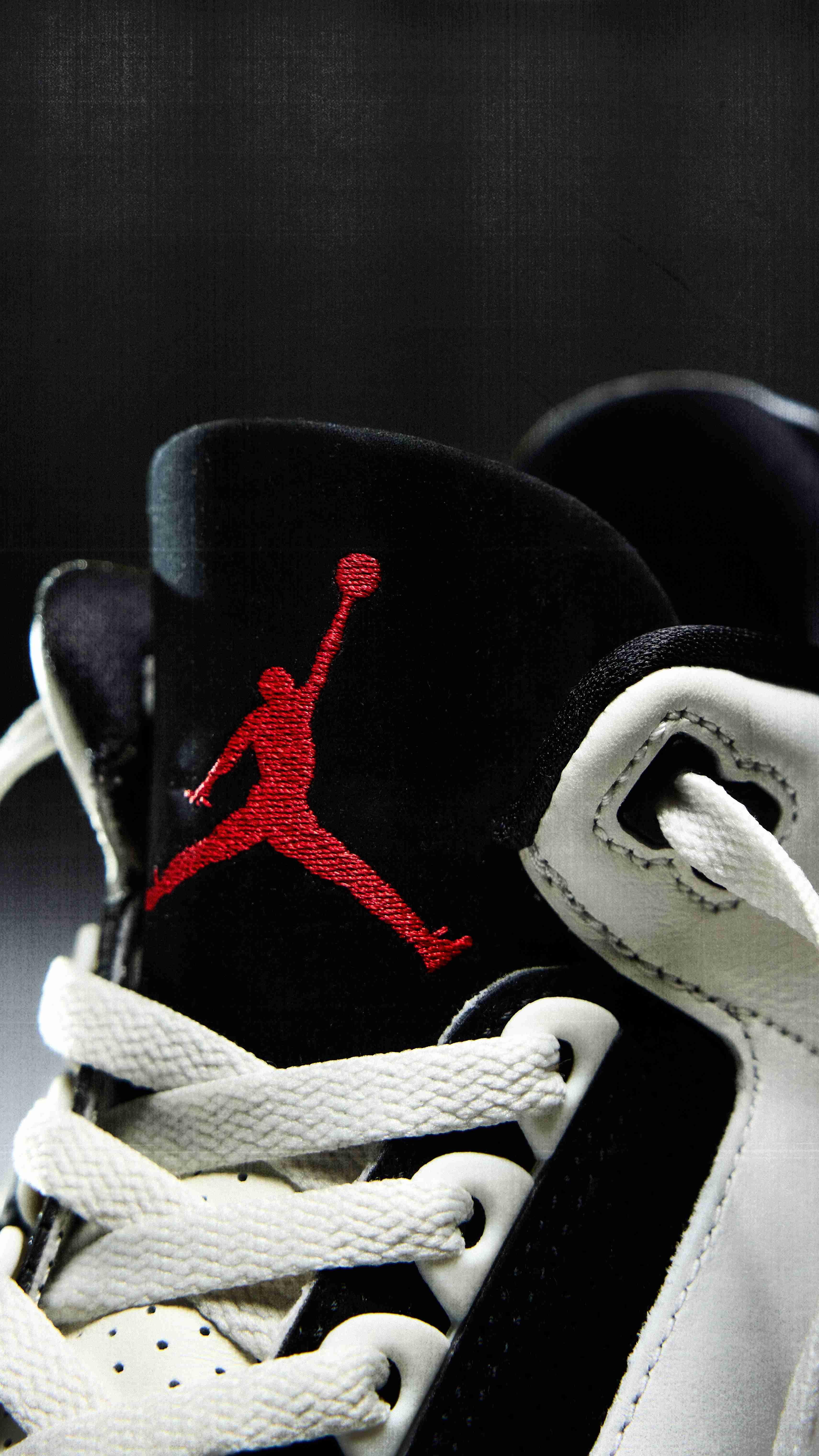 Détail Jumpman rouge sur la Air Jordan 3 World’s Best Dad