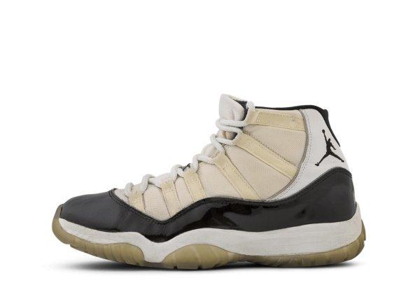 Air Jordan XI White / Black – Dark Concord