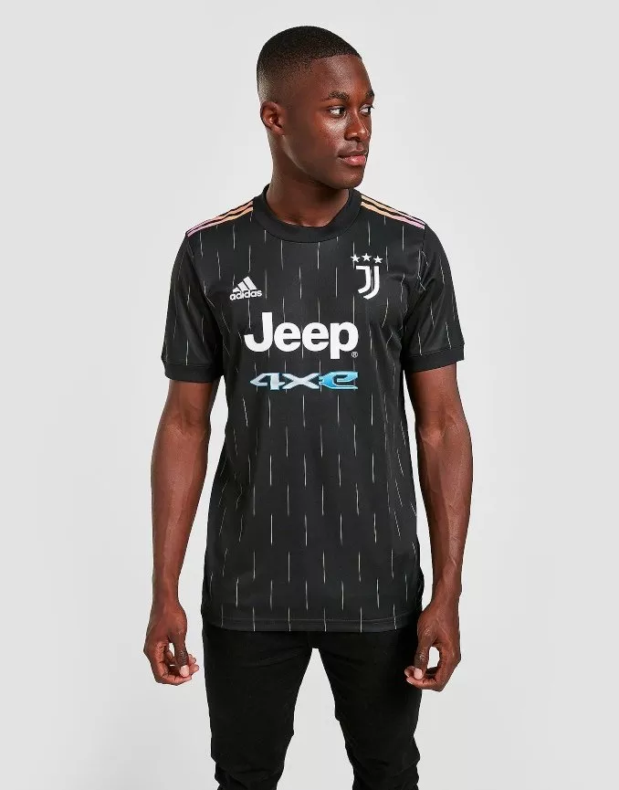 Tweede voetbalshirt van Juventus 2021-2022