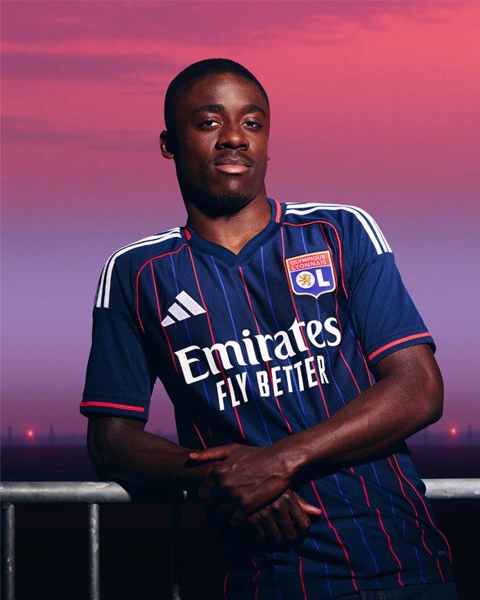 Segunda equipación Lyon 2025-26