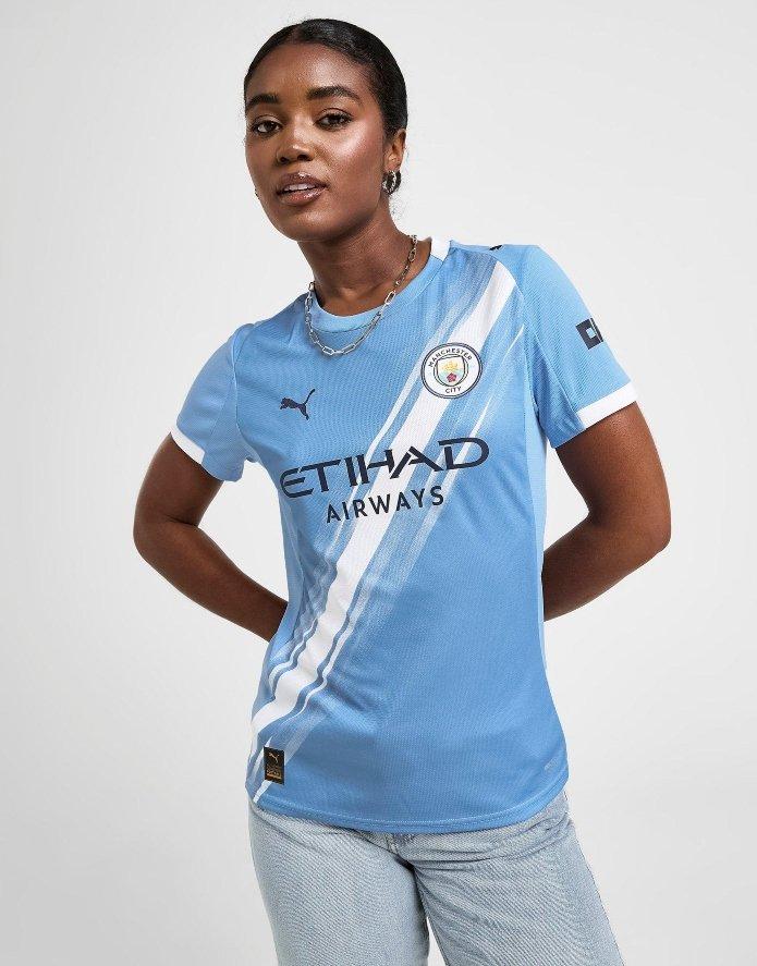 Primera equipación 2025-26 de Manchester City