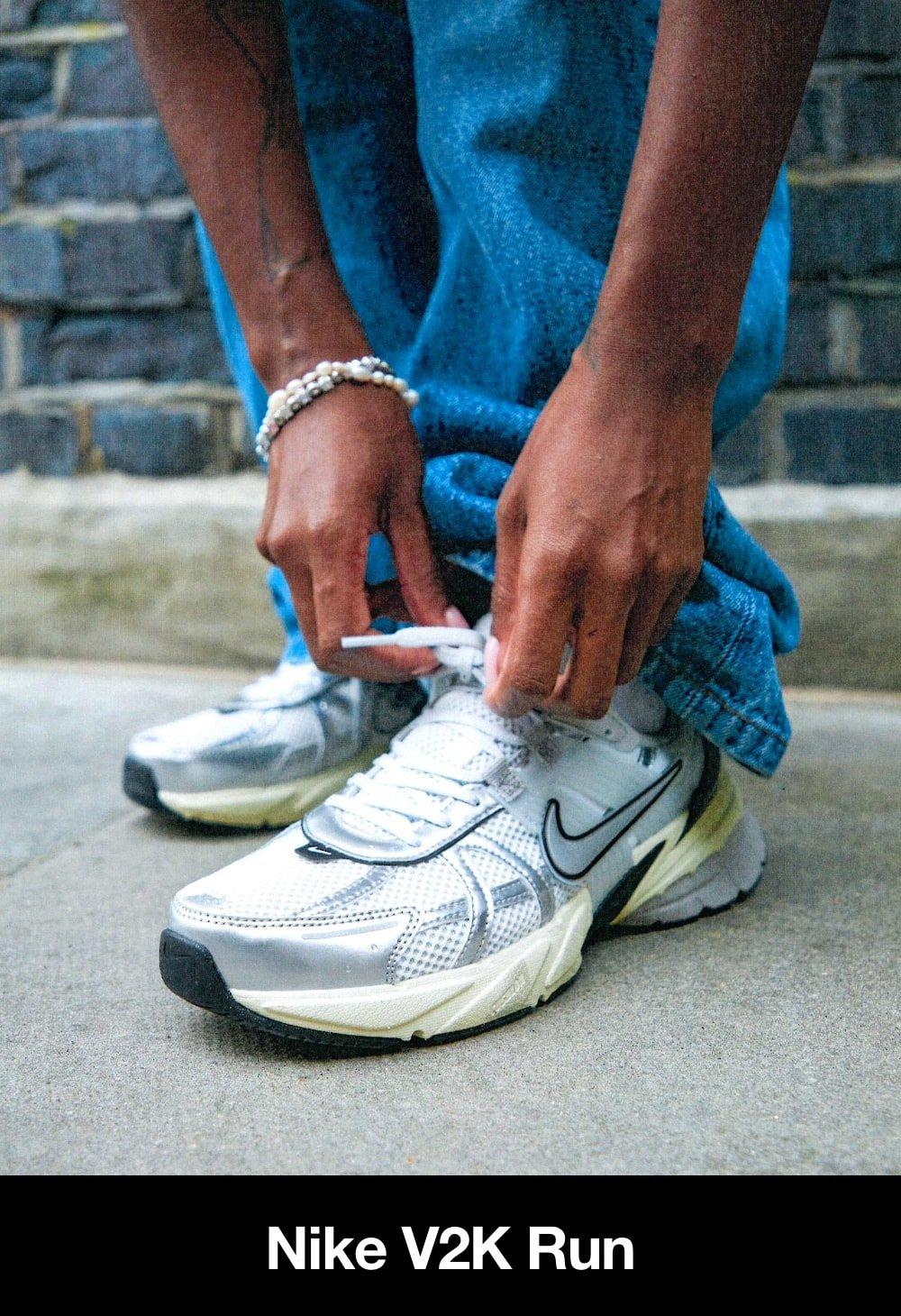 size 14 nike trainers uk