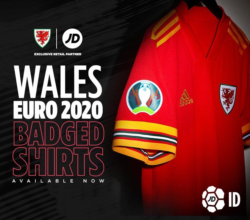 jd sports retro football shirts