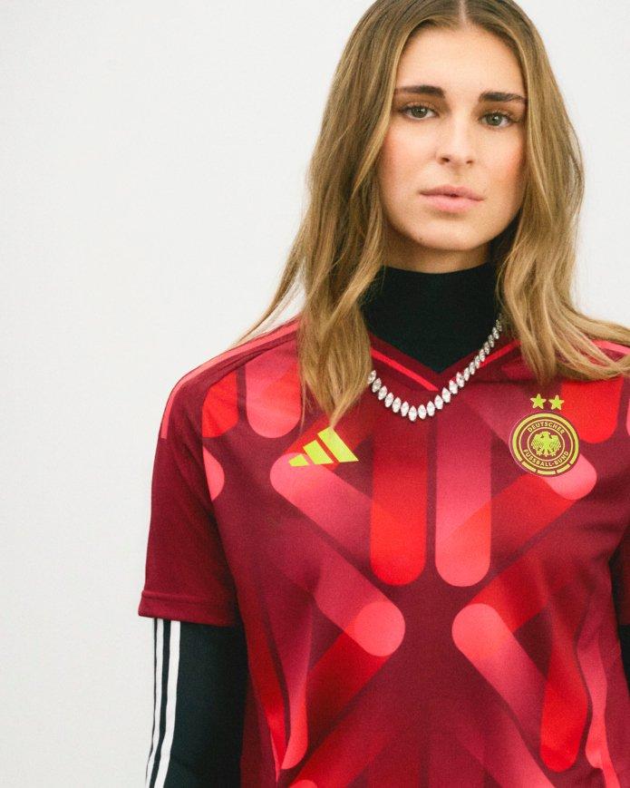Segunda equipación de la selección alemana 2025 femenina