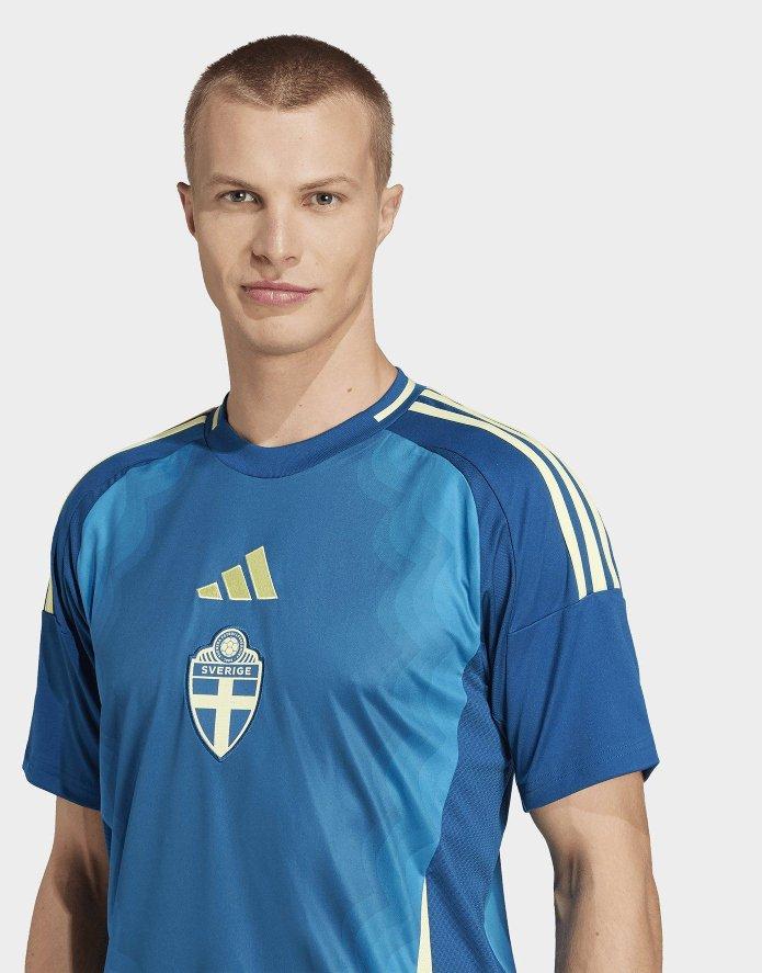 Segunda camiseta 2025 Suecia femenina fútbol
