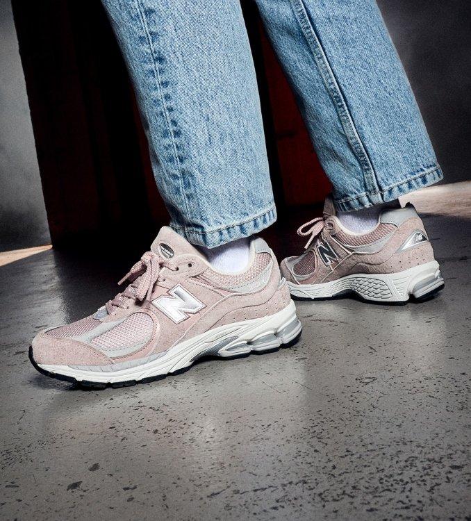 New Balance 2002R Women's Pink on feet