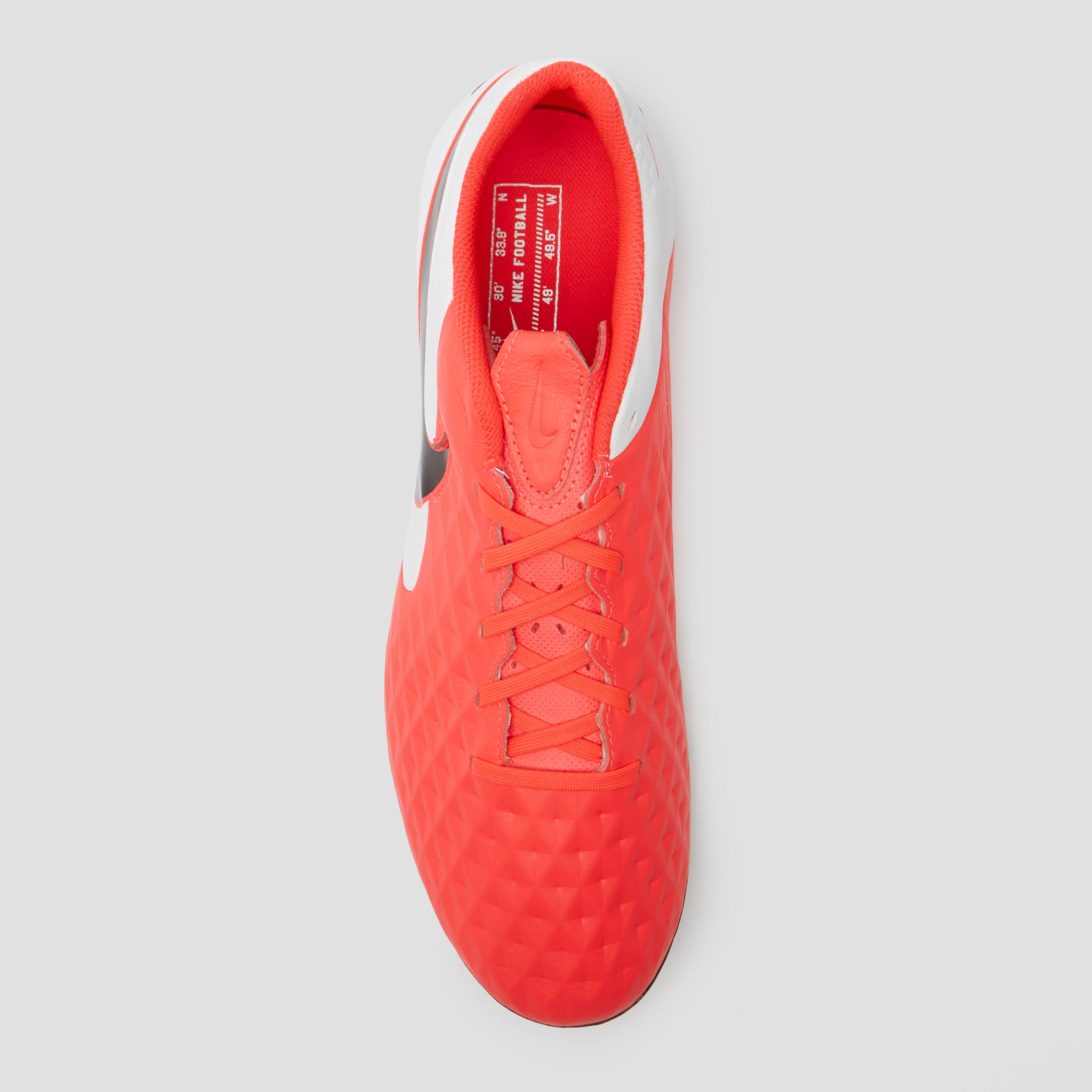 Nike Tiempo Legend 8 Club TF Football Shoes for Kids Red. Hnak
